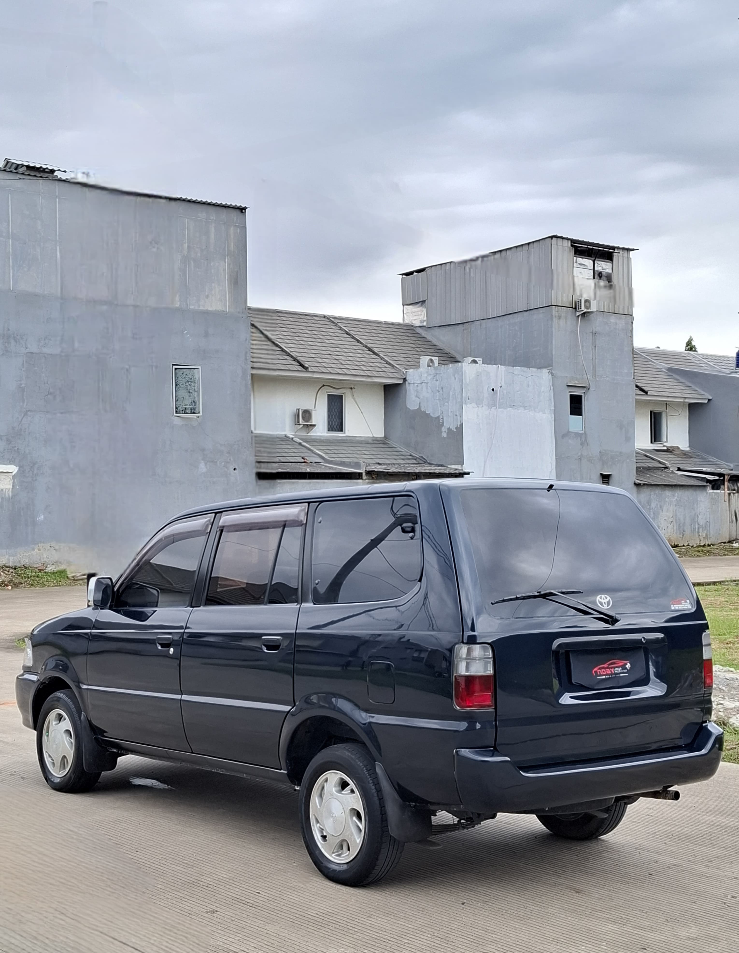 Toyota Kijang LGX 2.5 Diesel Tahun 2000