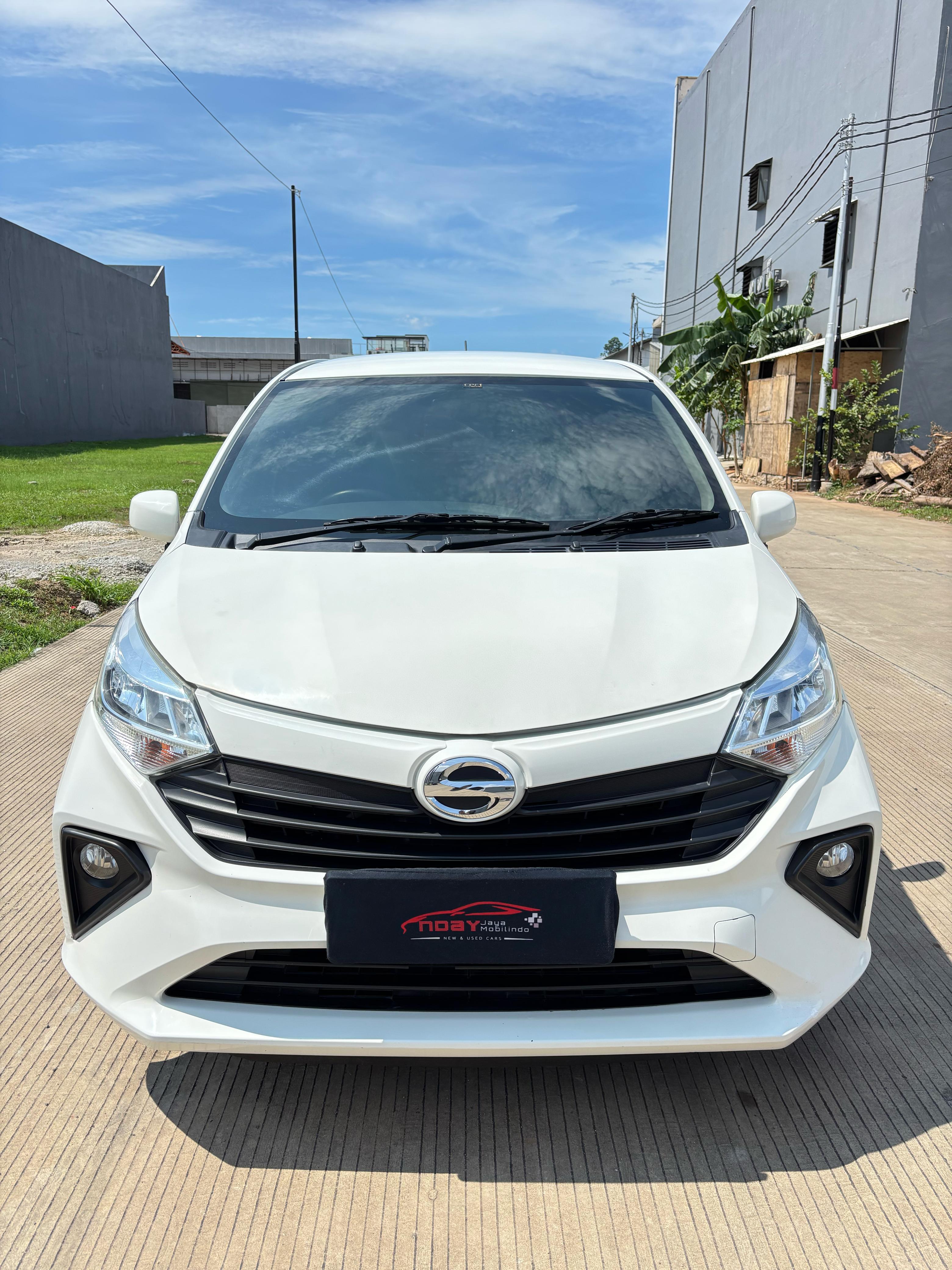 DAIHATSU SIGRA 1.0 M 2020 MANUAL