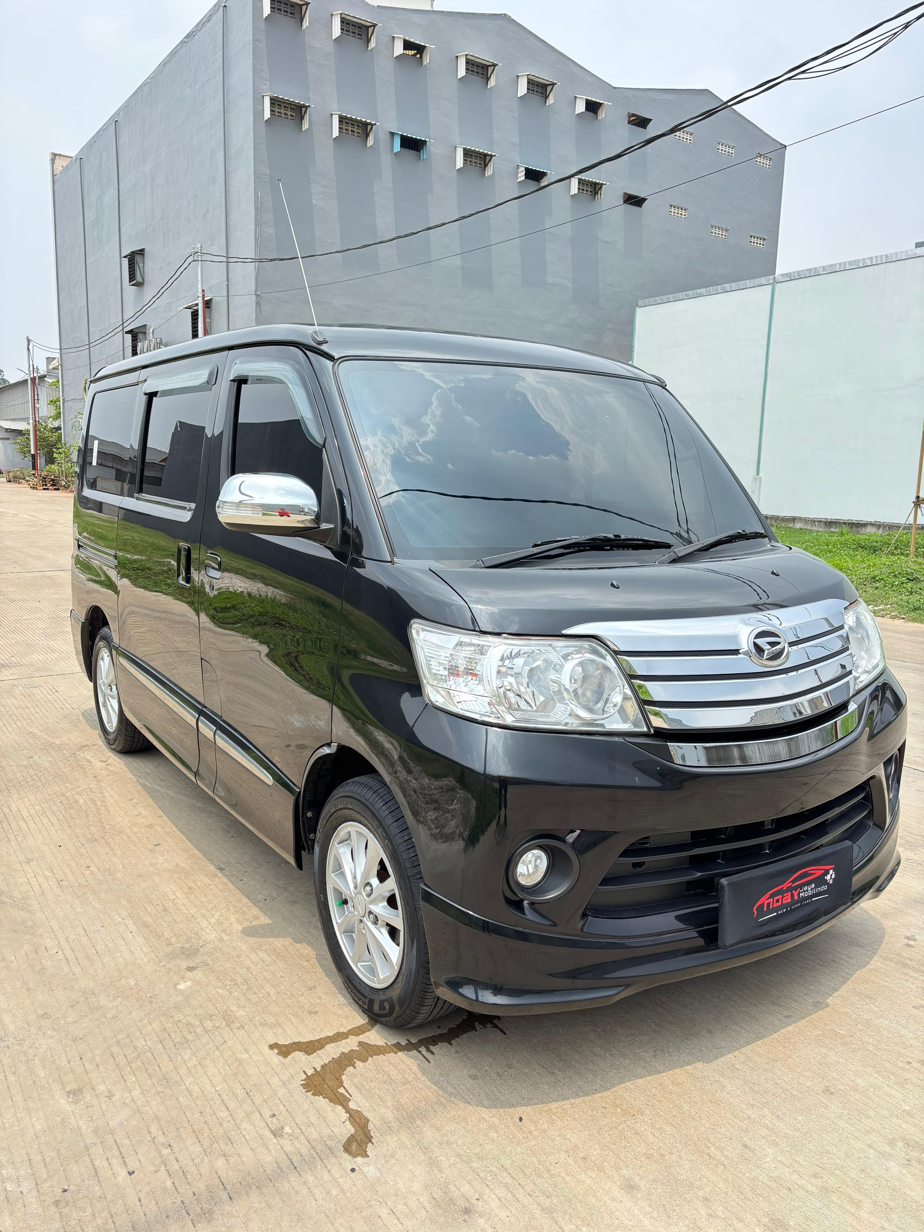 Daihatsu Luxio 1.5 X 2022 Manual