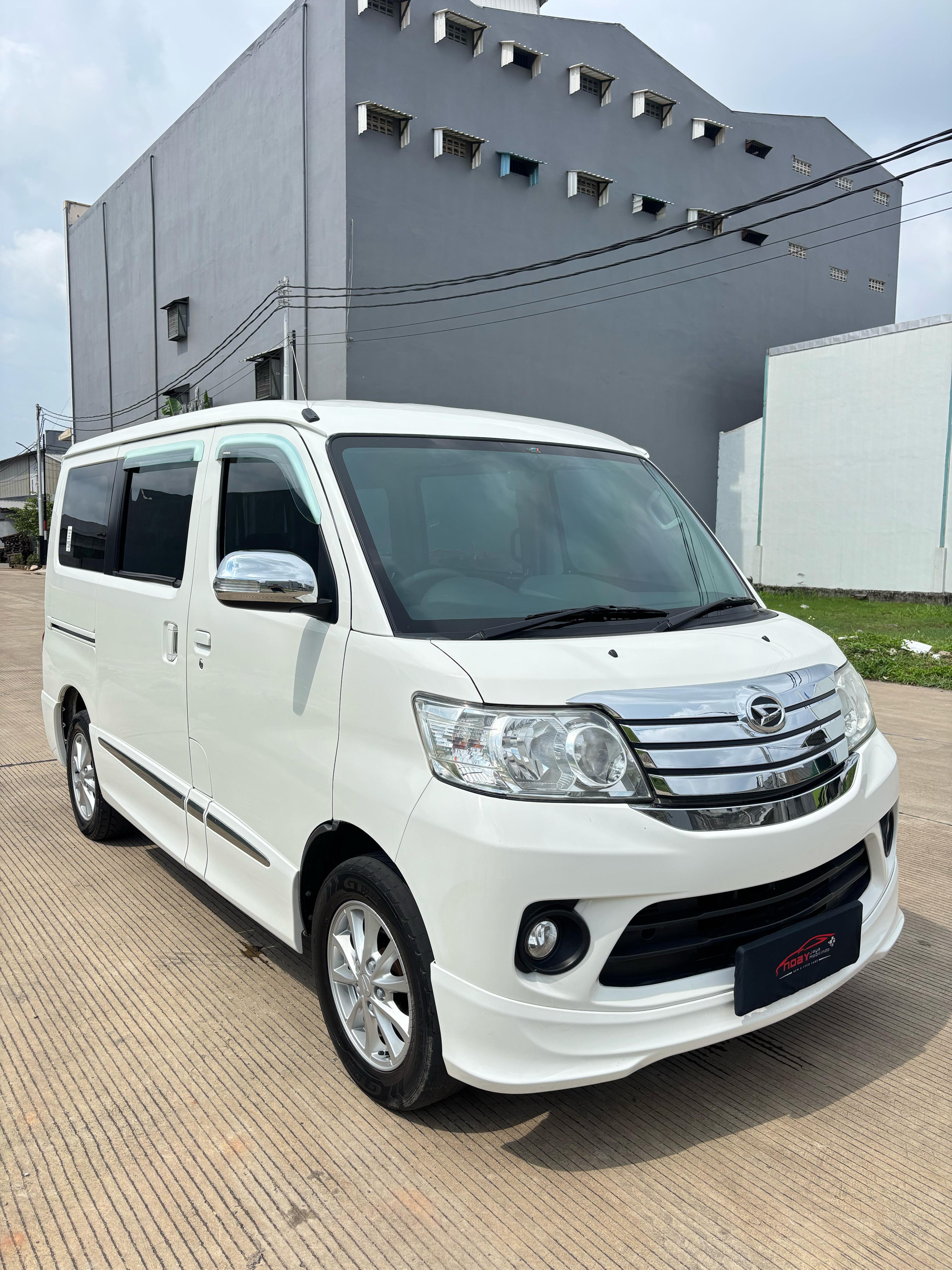 Daihatsu Luxio 1.5 X 2018 Manual