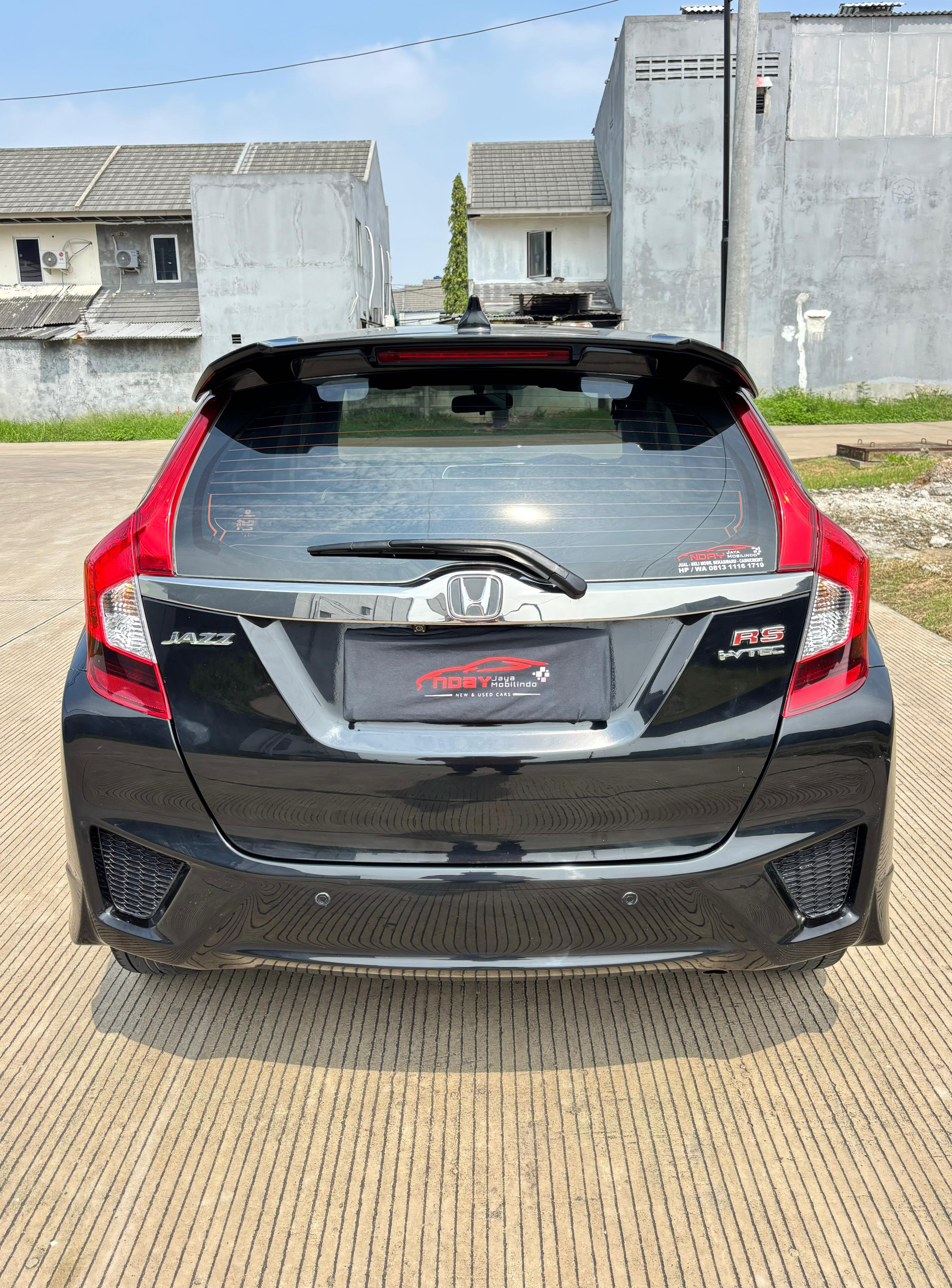 Honda Jazz 1.5 Rs CVT 2015 Automatic