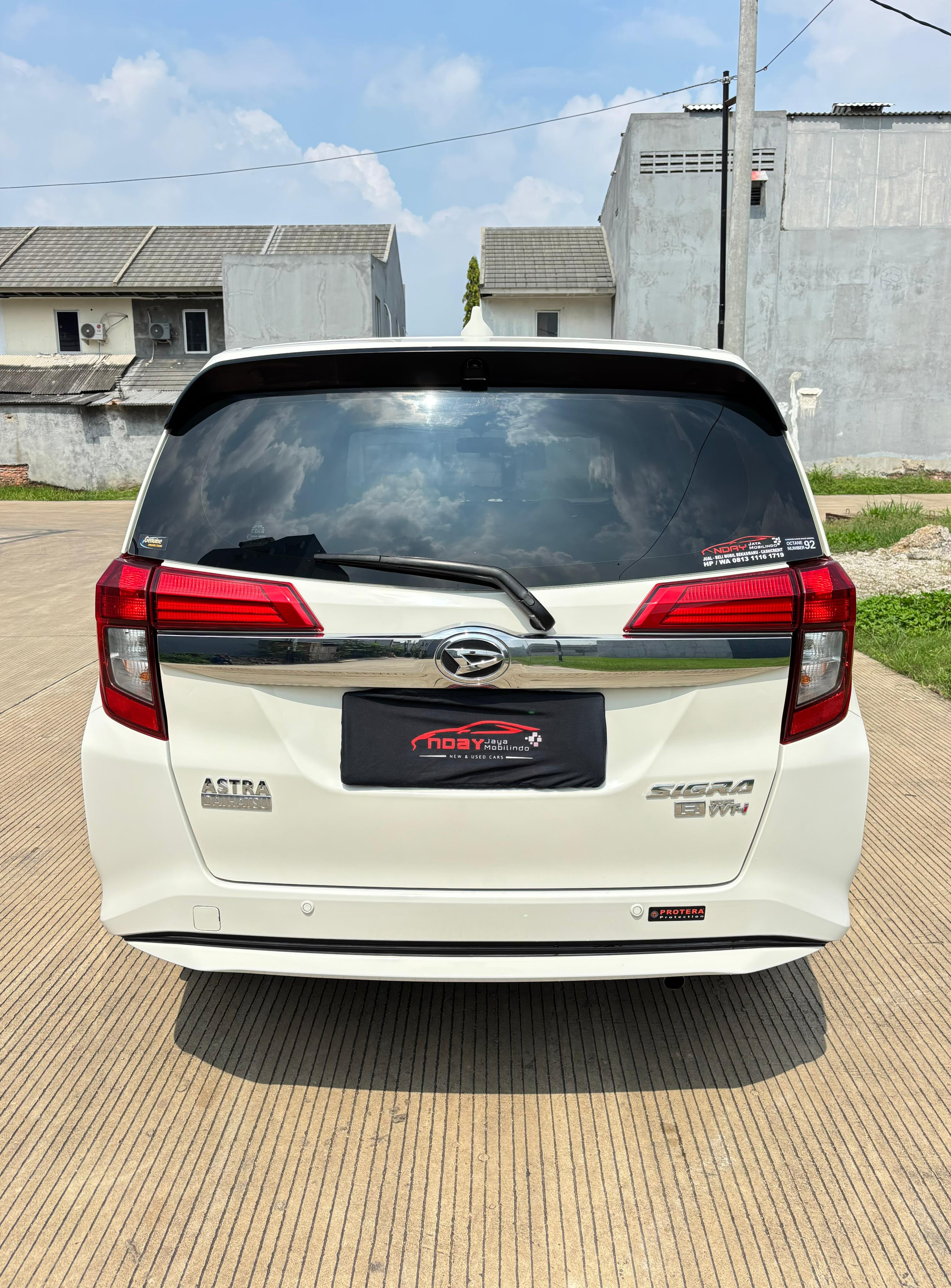 Daihatsu Sigra 1.2 R 2024 Manual