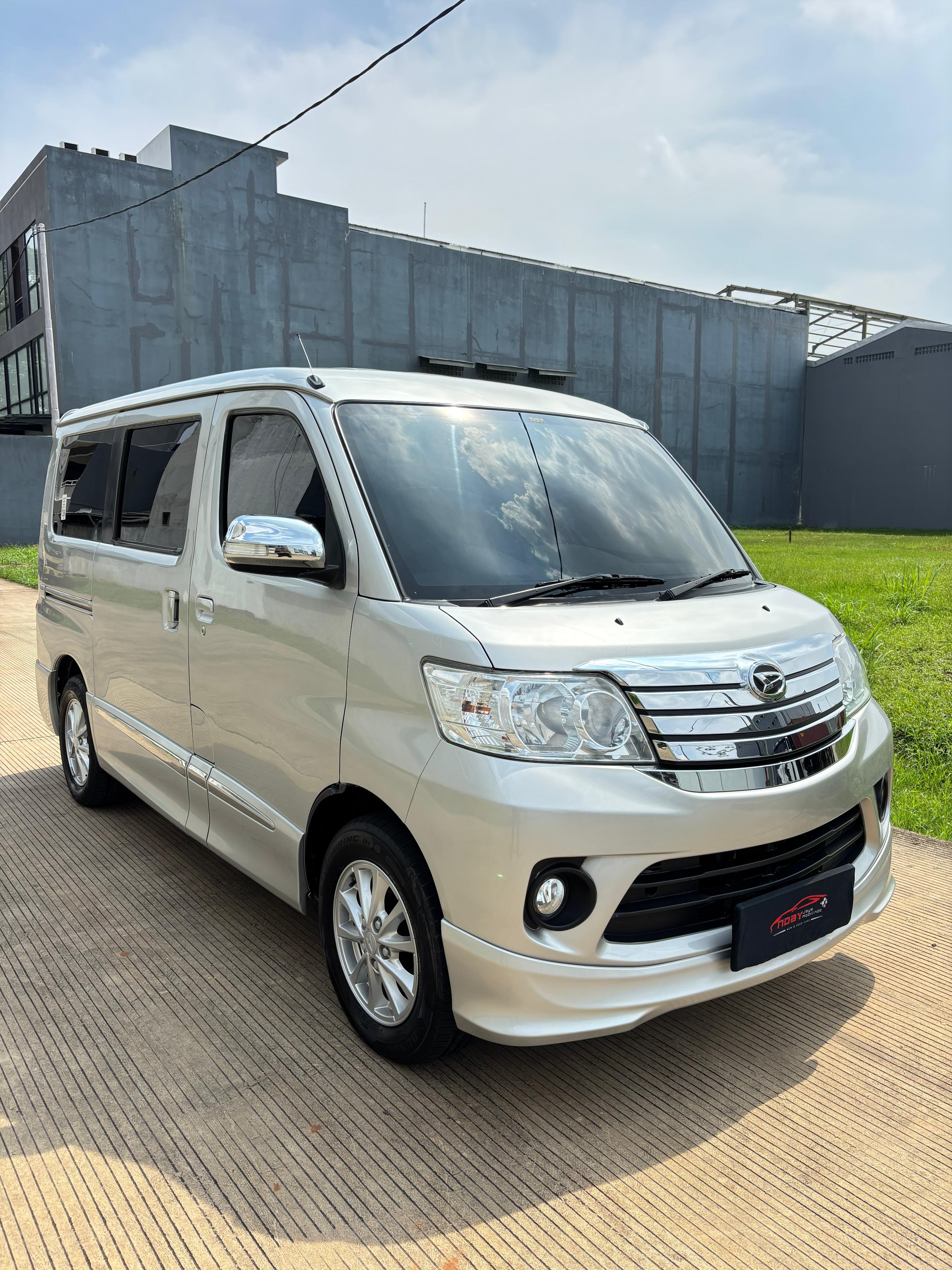 Daihatsu Luxio 1.5 X 2019 Manual