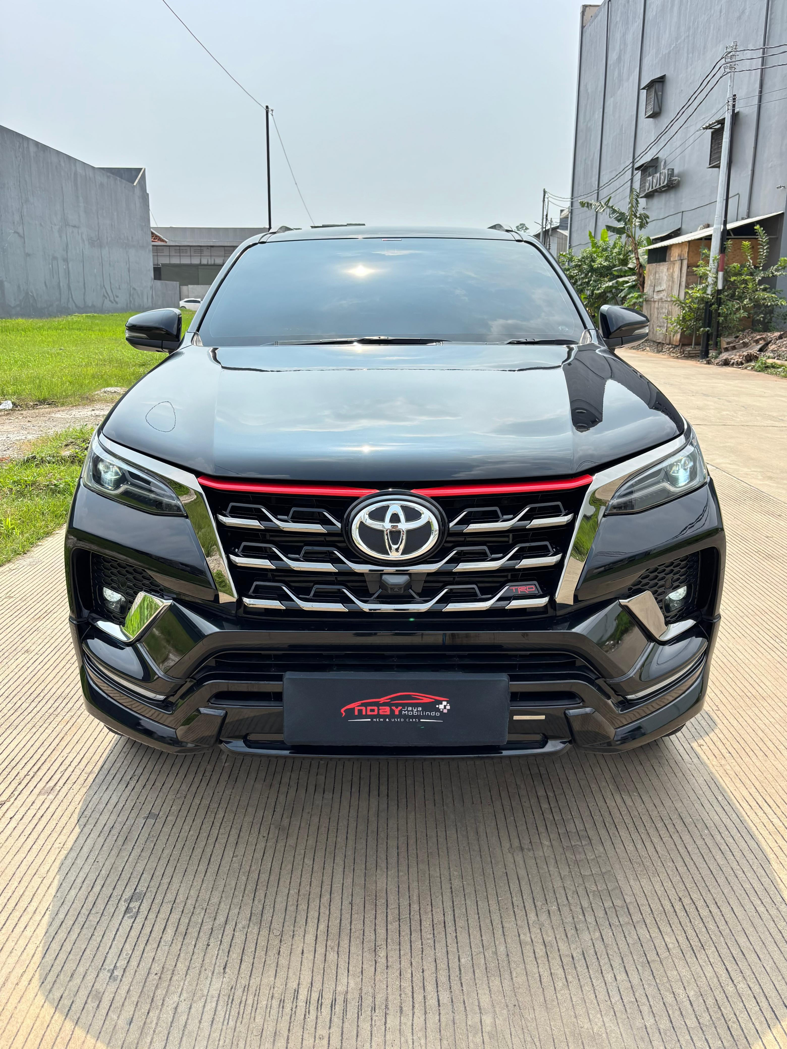 Toyota Fortuner VRZ 2.4 TRD 2021 Automatic