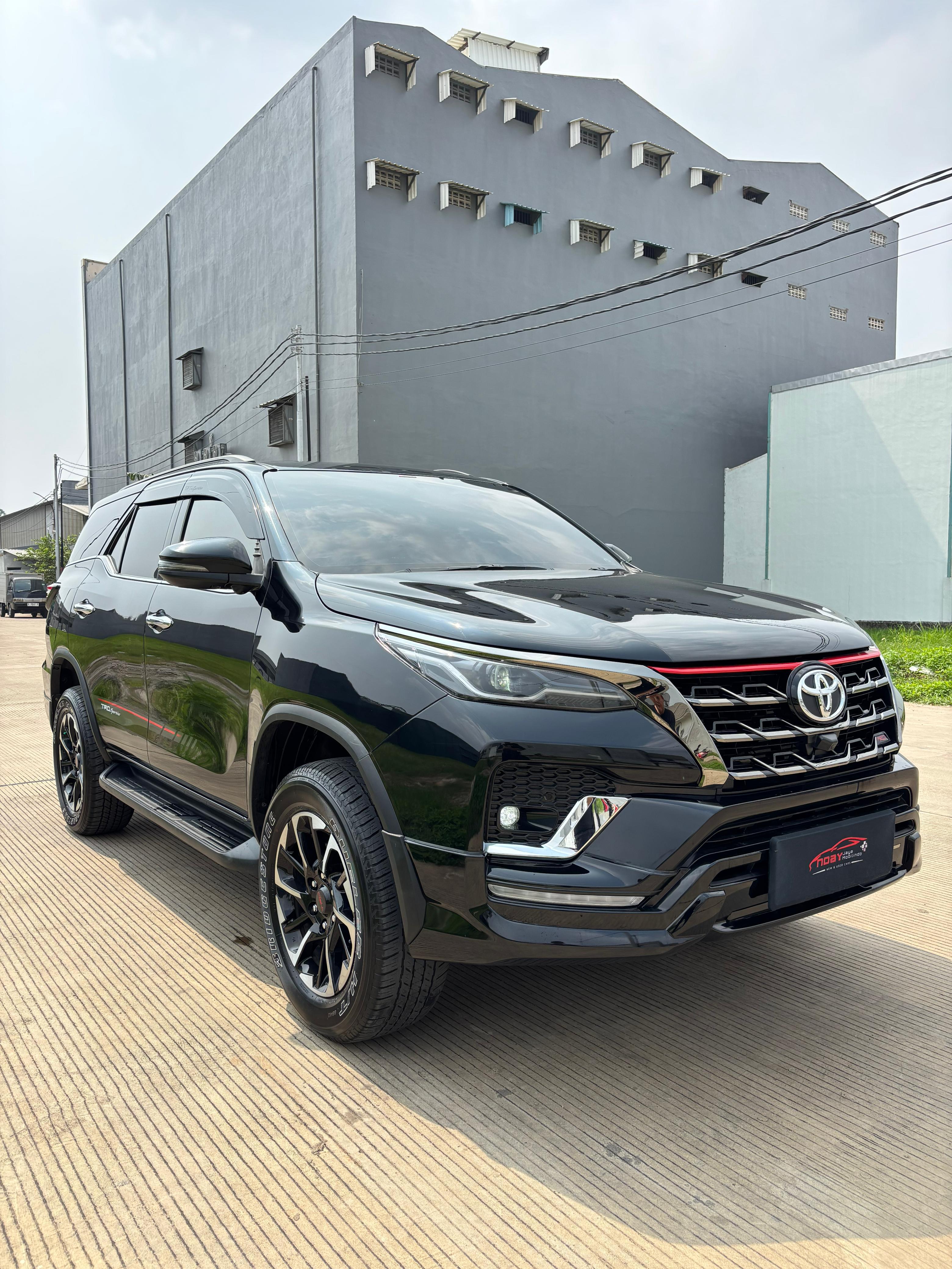 Toyota Fortuner VRZ 2.4 TRD 2021 Automatic