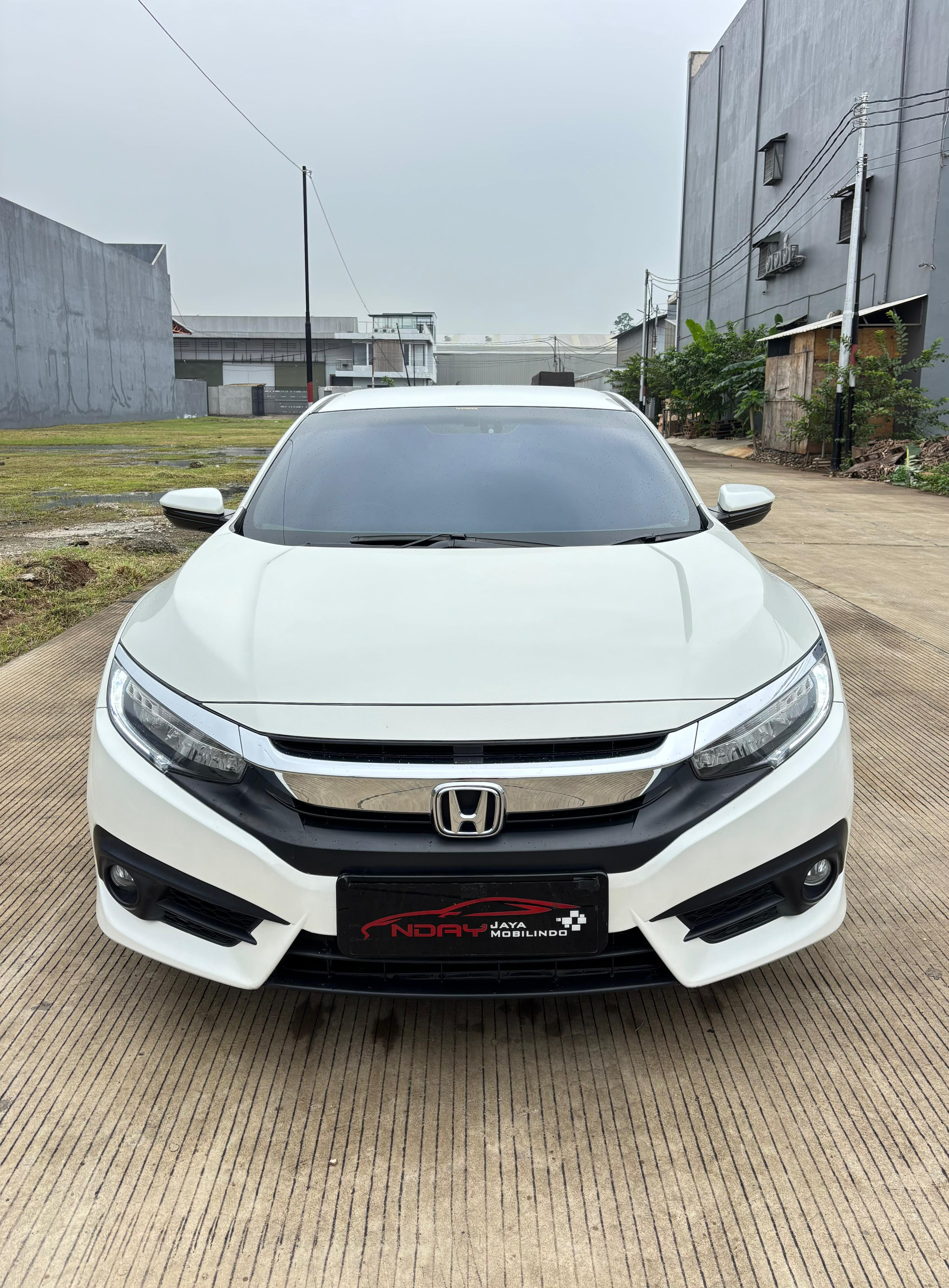 Honda Civic Turbo 1.5 TC CVT ES Sedan 2016 Automatic