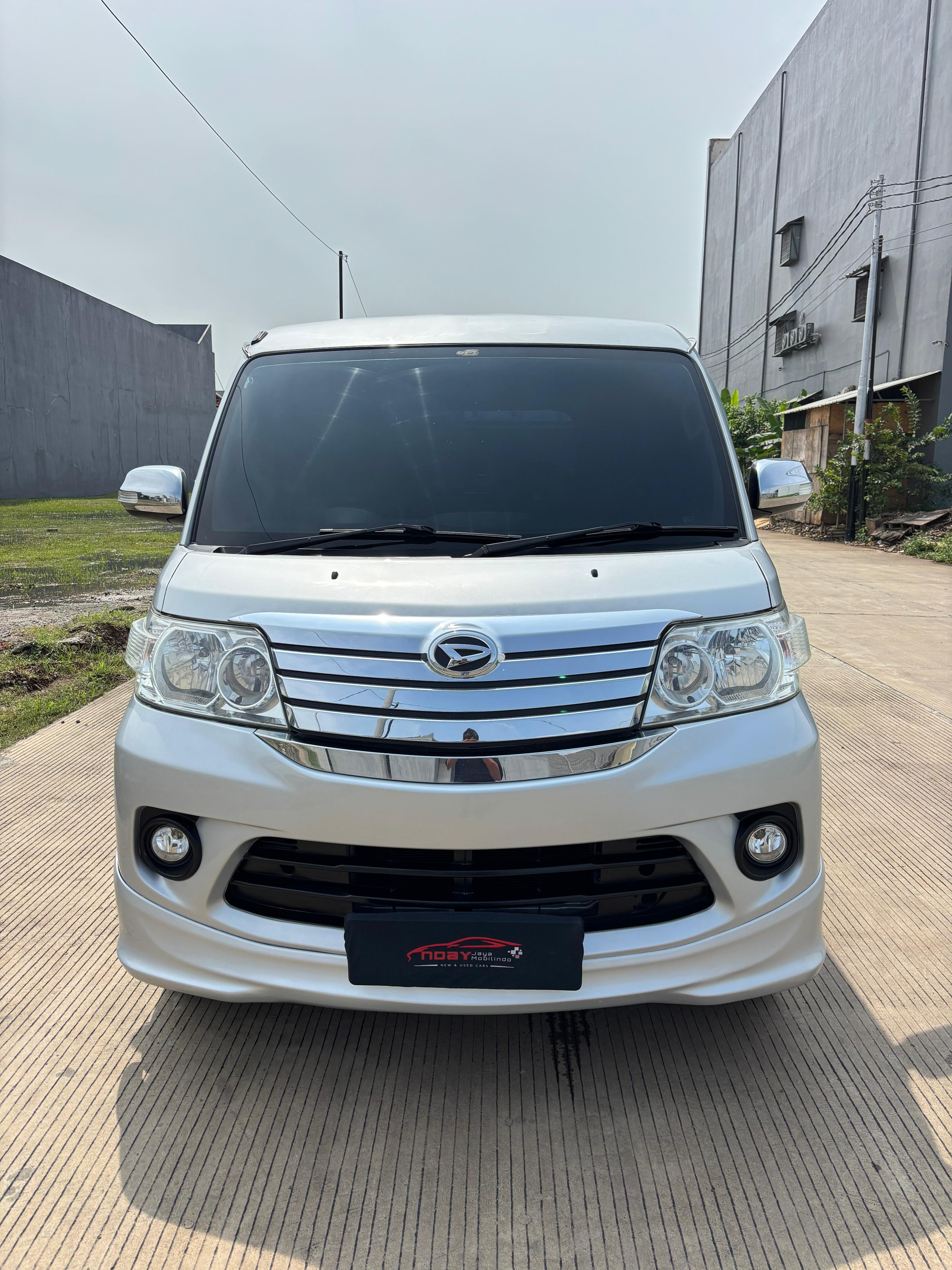 Daihatsu Luxio 1.5 X 2018 Manual