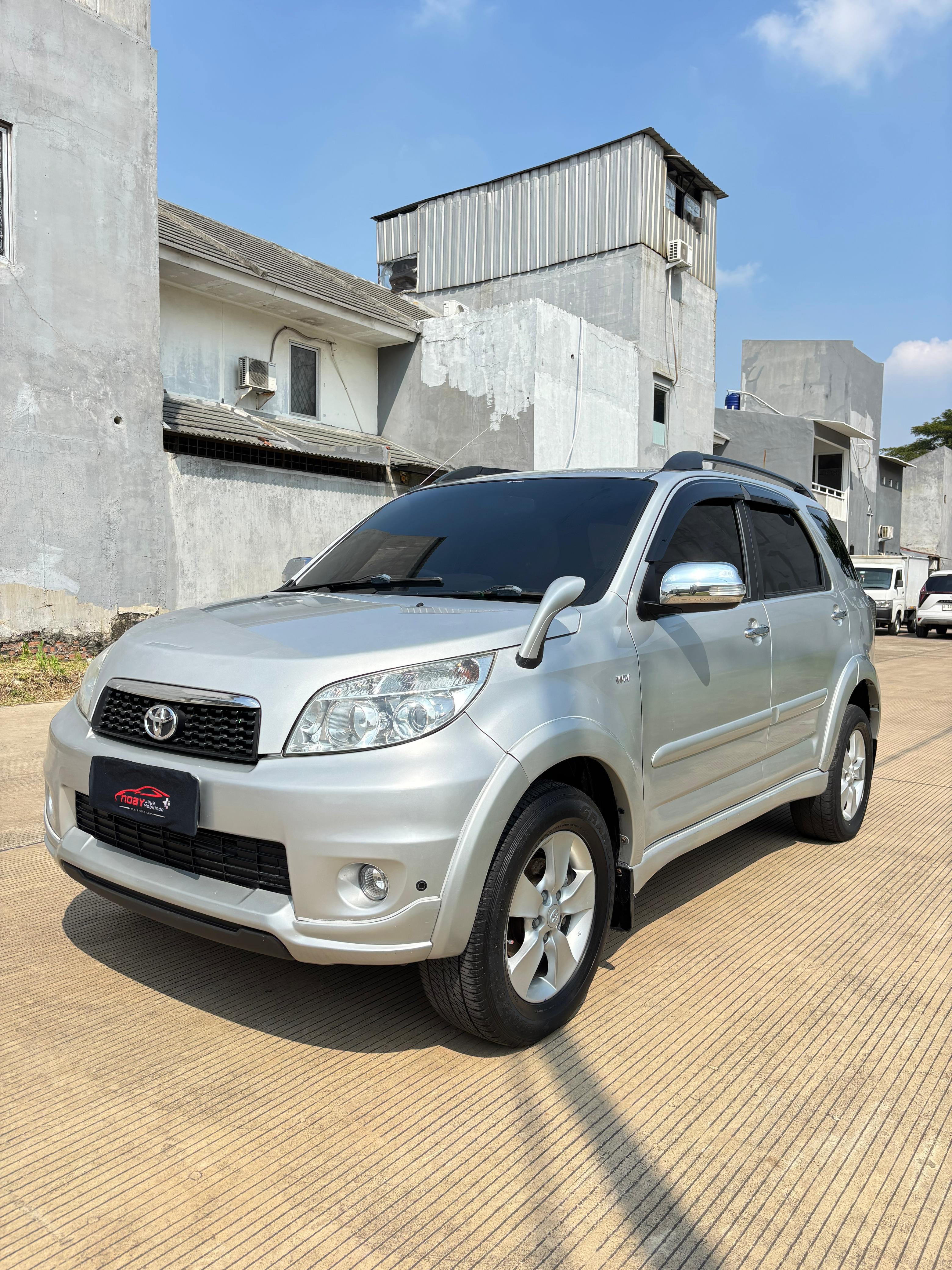 Rush 1.5 S 2012 Manual