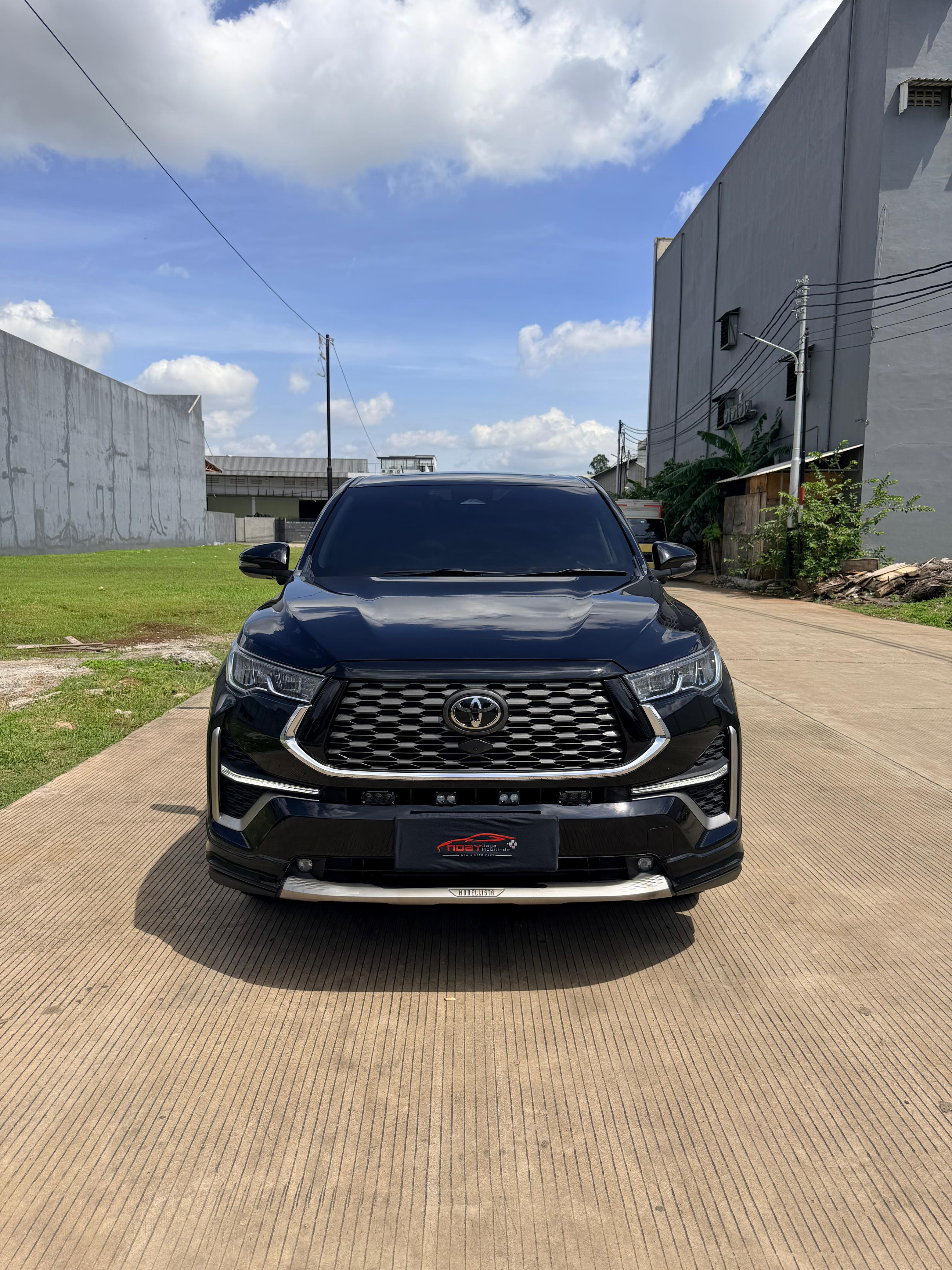 Toyota Innova Zenix Q Hybrid CVT 2.0 Modellista TSS Panoramic Sunroof 2023 Matic