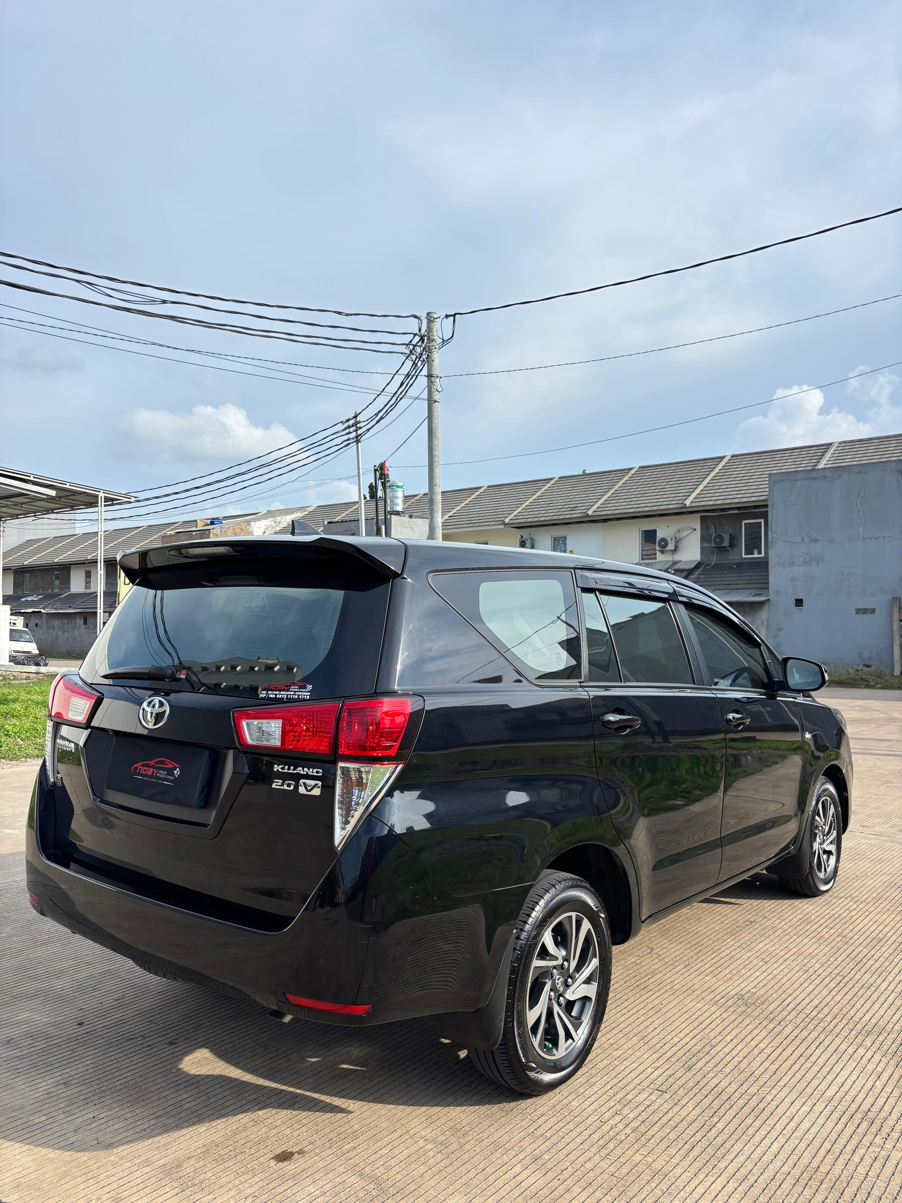 Toyota Innova Reborn 2.0 V Facelift 2021 Matic