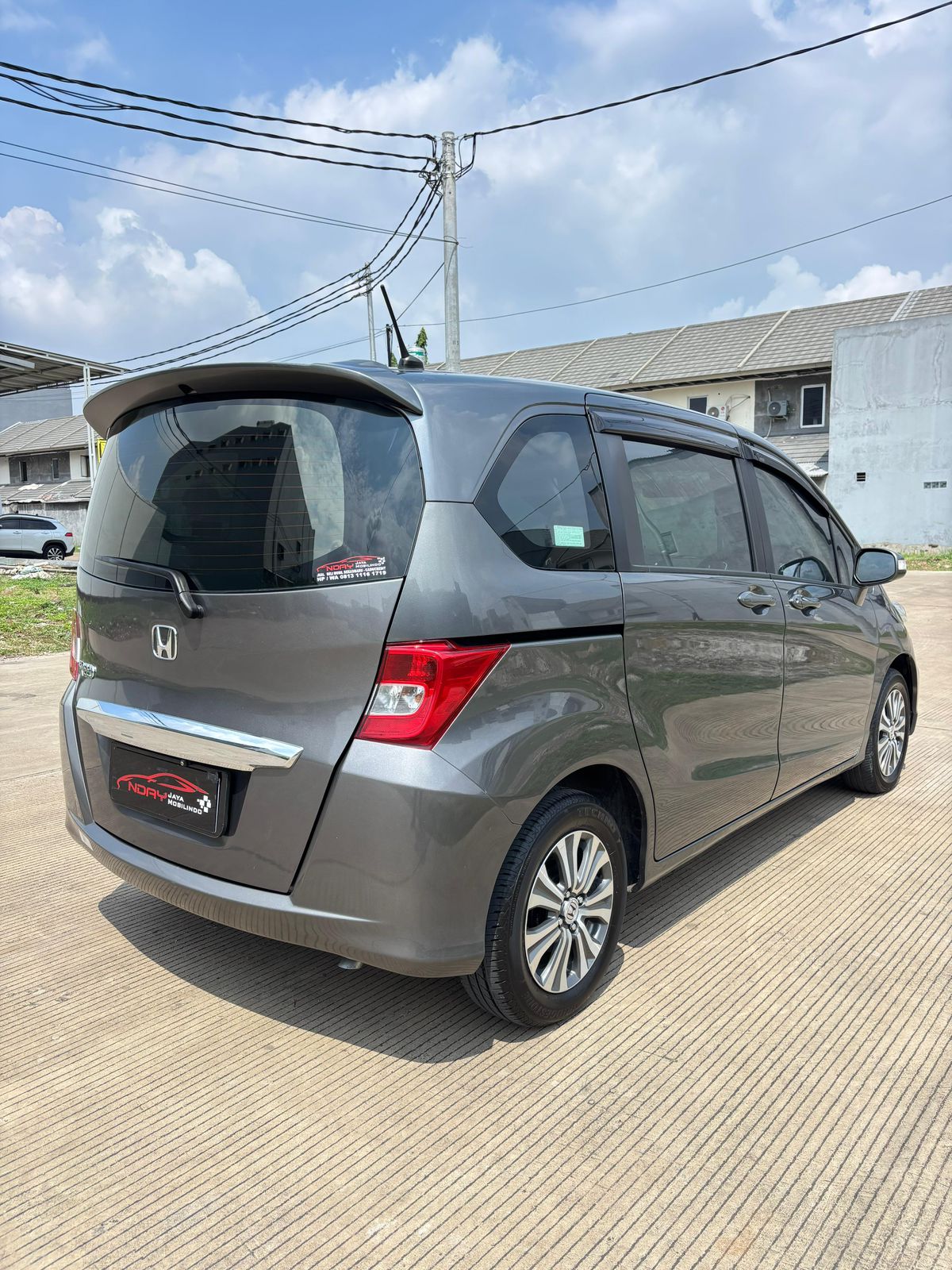 Honda Freed 1.5 PSD 2012 Automatic