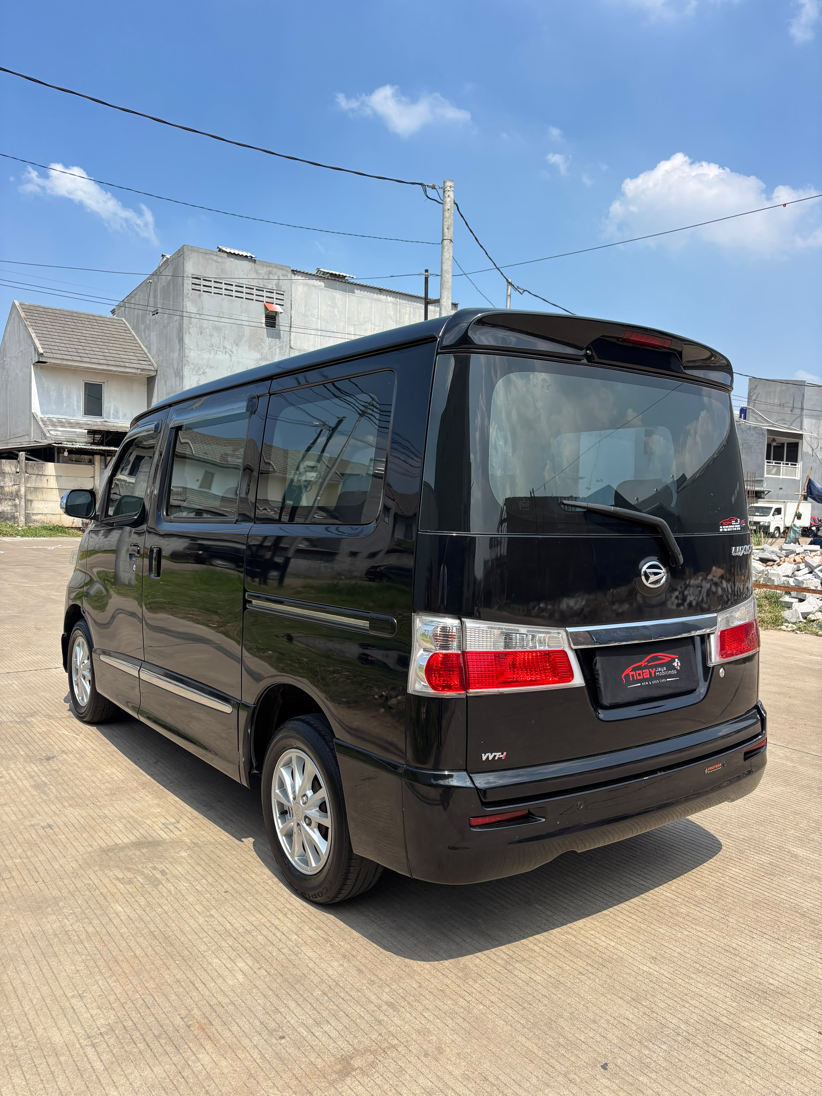 Daihatsu Luxio 1.5 X 2021 Manual