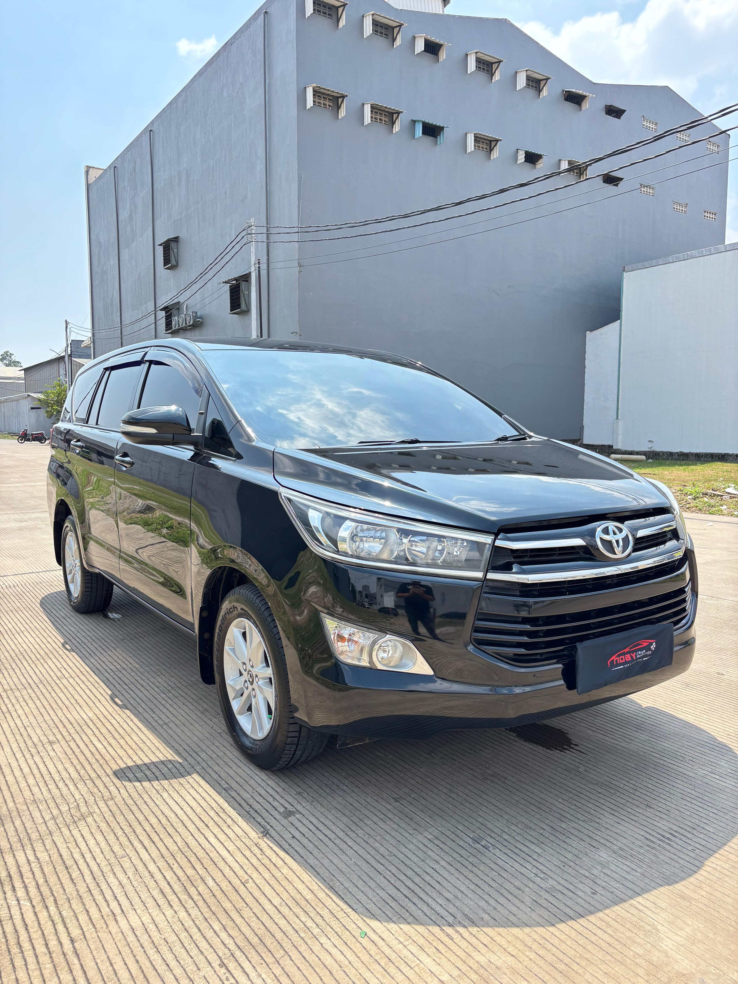 Toyota Innova Reborn 2.4 G 2017 Automatic