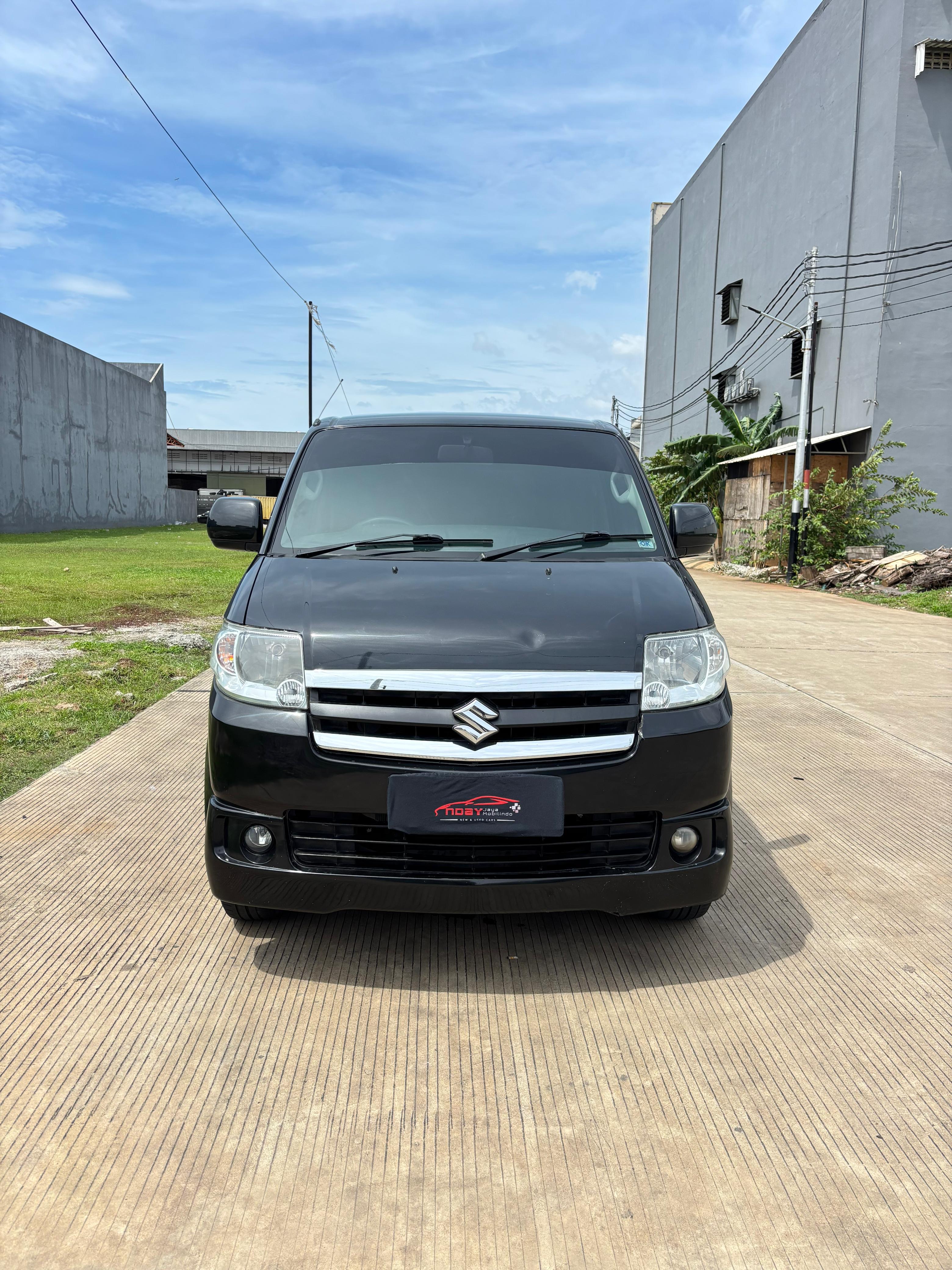 Suzuki APV 1.5 GX 2013 Manual
