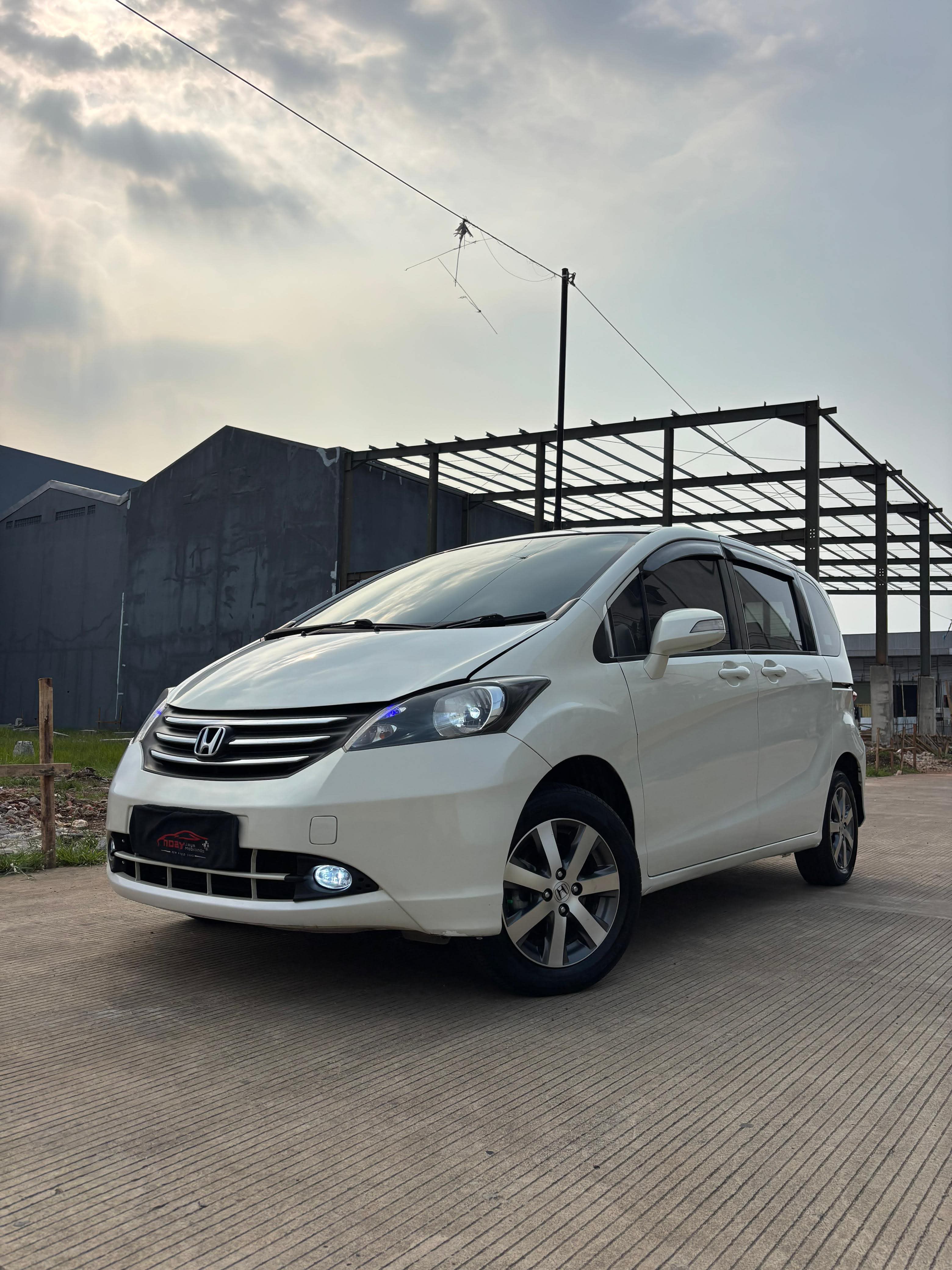 Honda Freed 1.5 PSD 2012 Matic