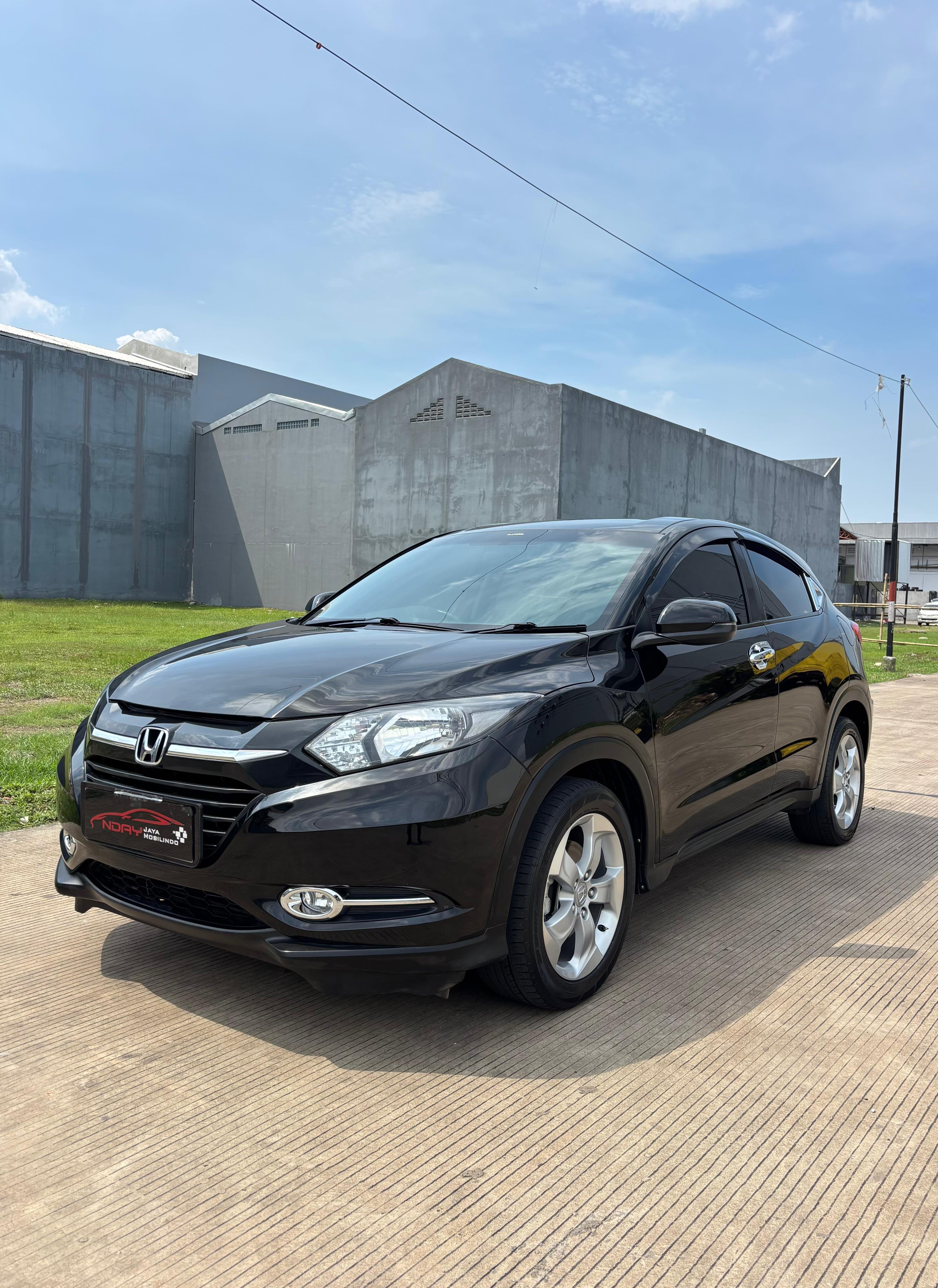 Honda HRV 1.5 E CVT 2016 Matic
