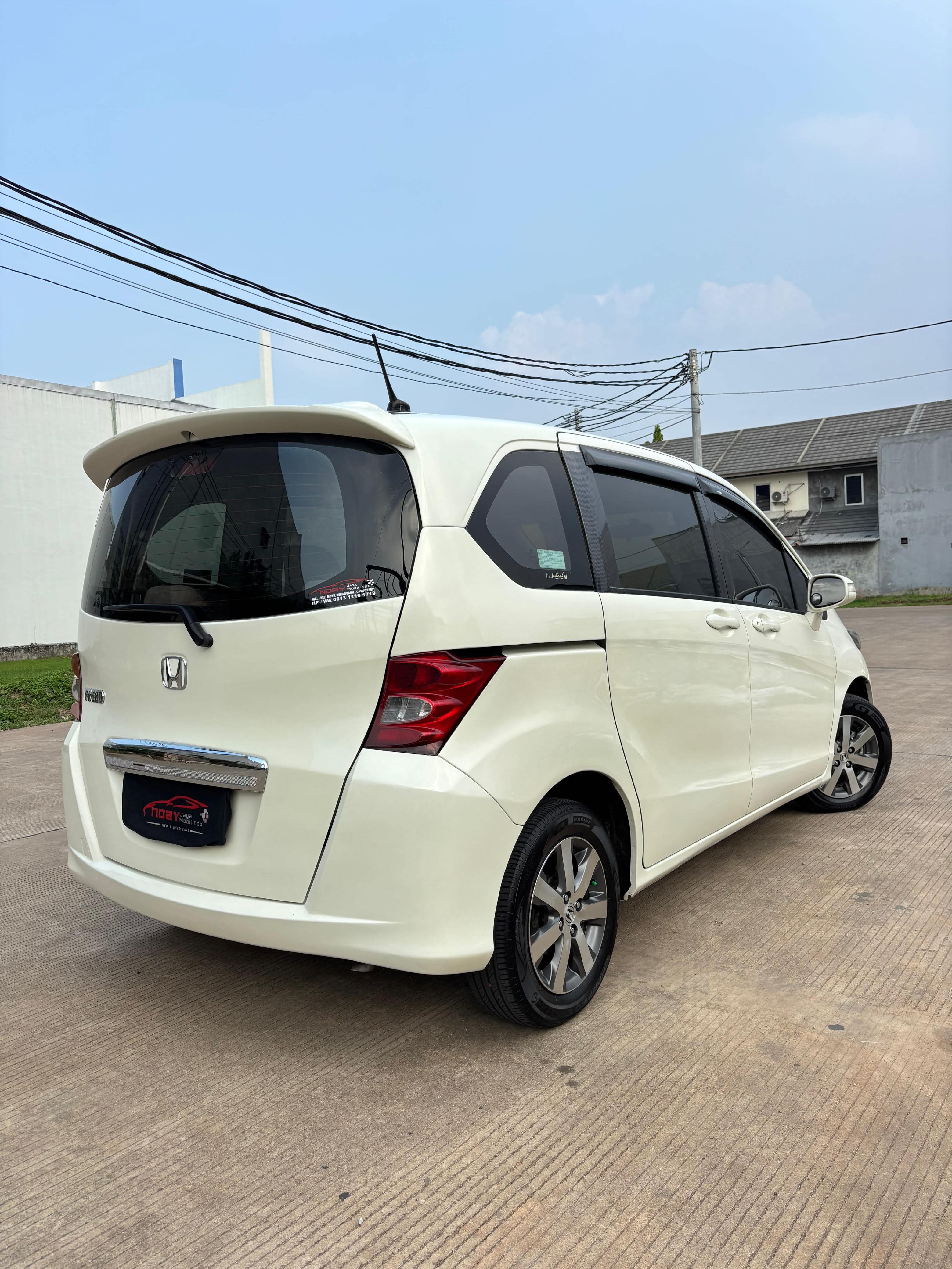 Honda Freed 1.5 PSD 2012 Matic