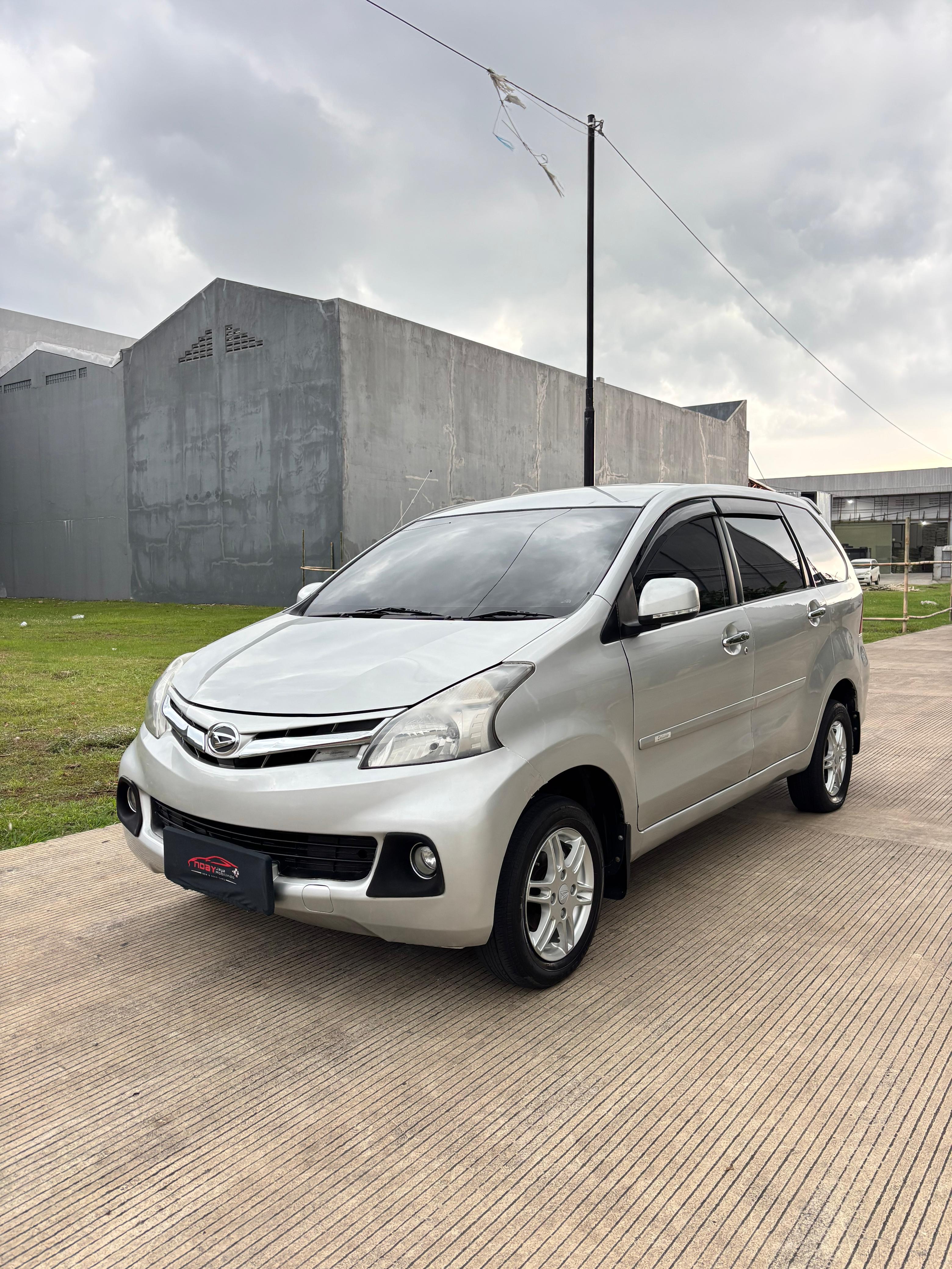 Daihatsu Xenia 1.3 R Deluxe 2014 Matic