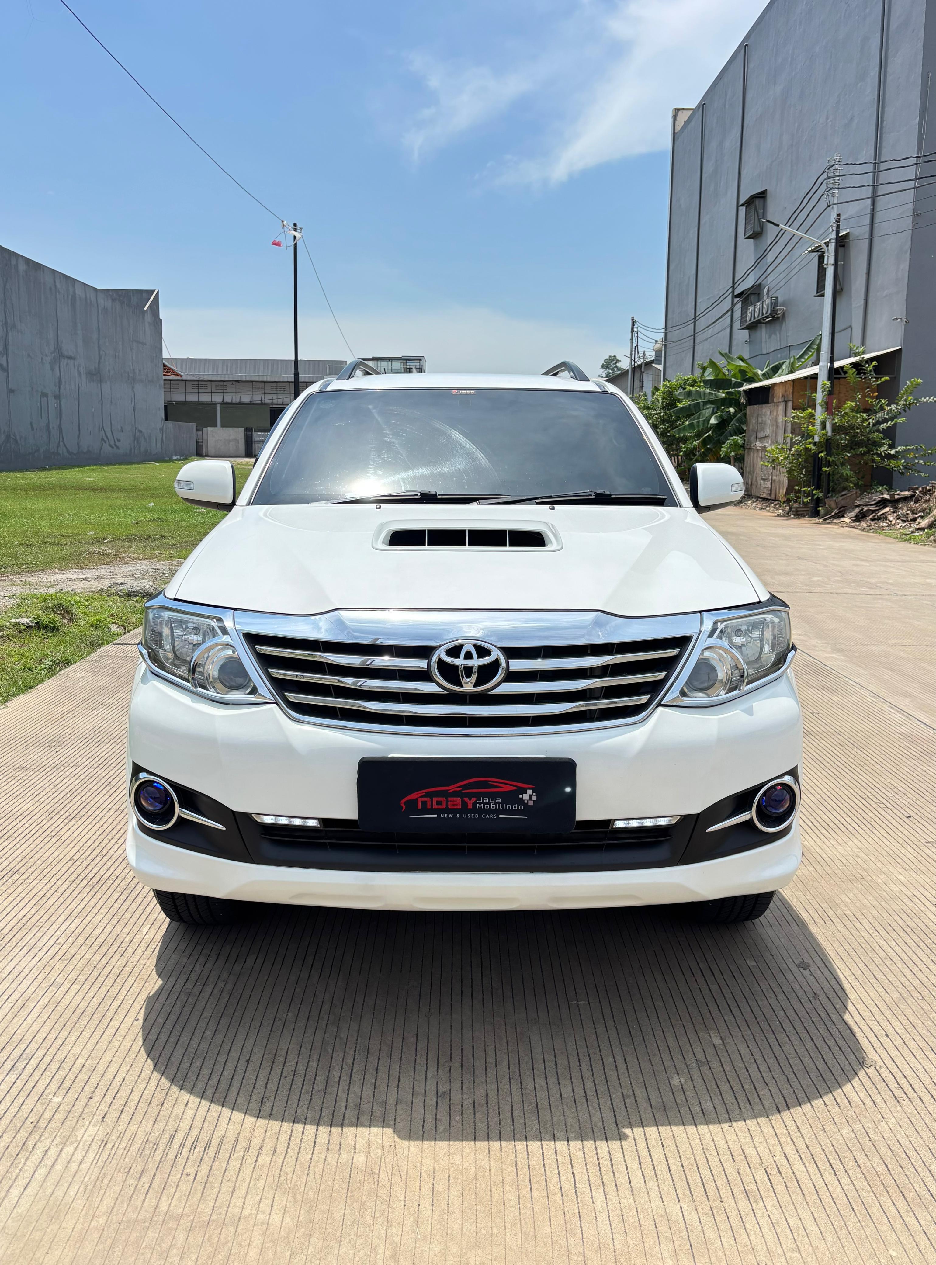Toyota Fortuner 2.5 G VNT 2013 Automatic