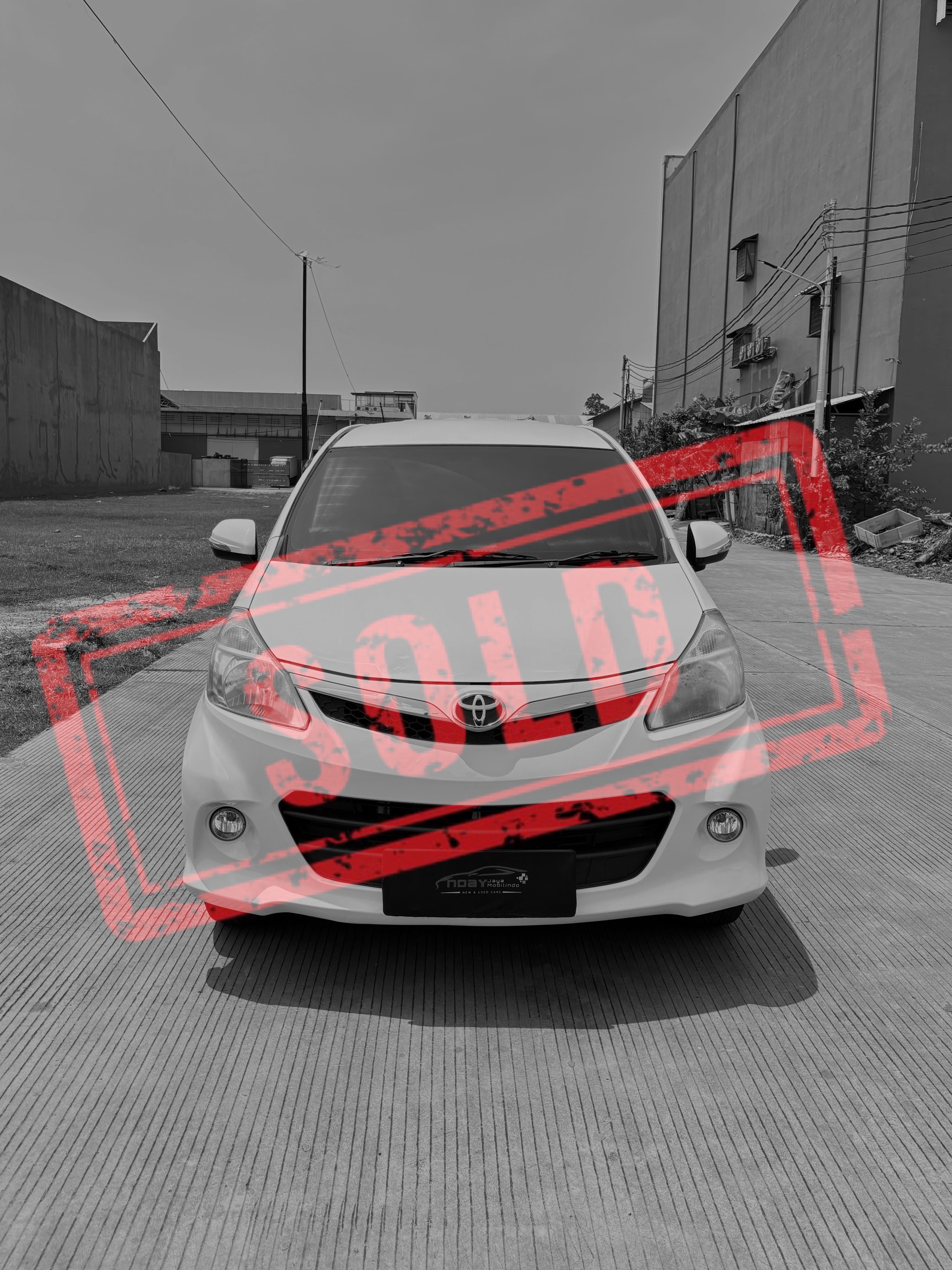 Toyota Avanza Veloz Luxury 1.5 2014 Automatic