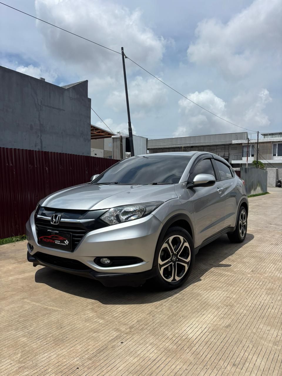 Honda HRV 1.5 E CVT 2017 Matic