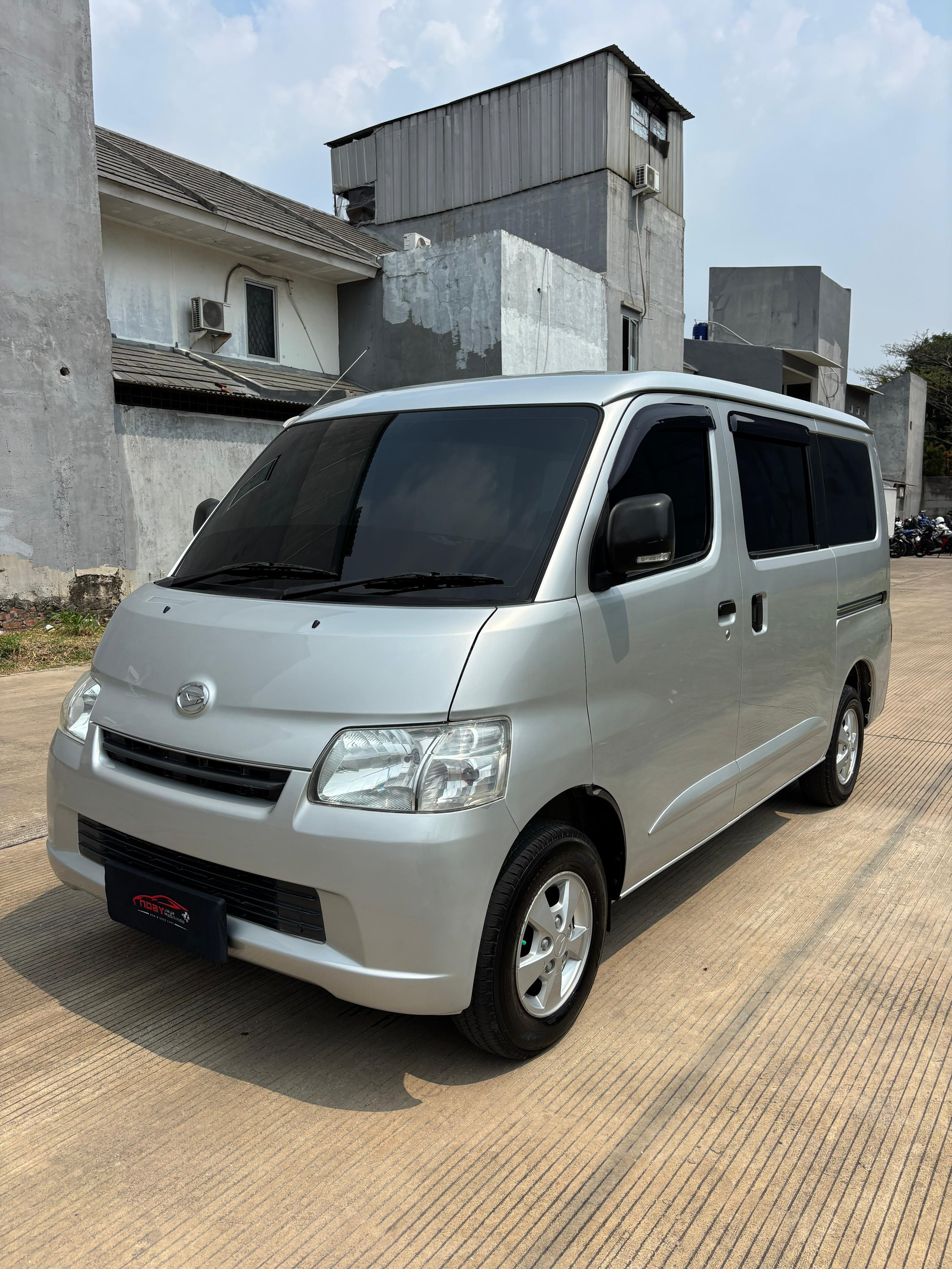 Daihatsu Grandmax 1.3 D 2019 Manual