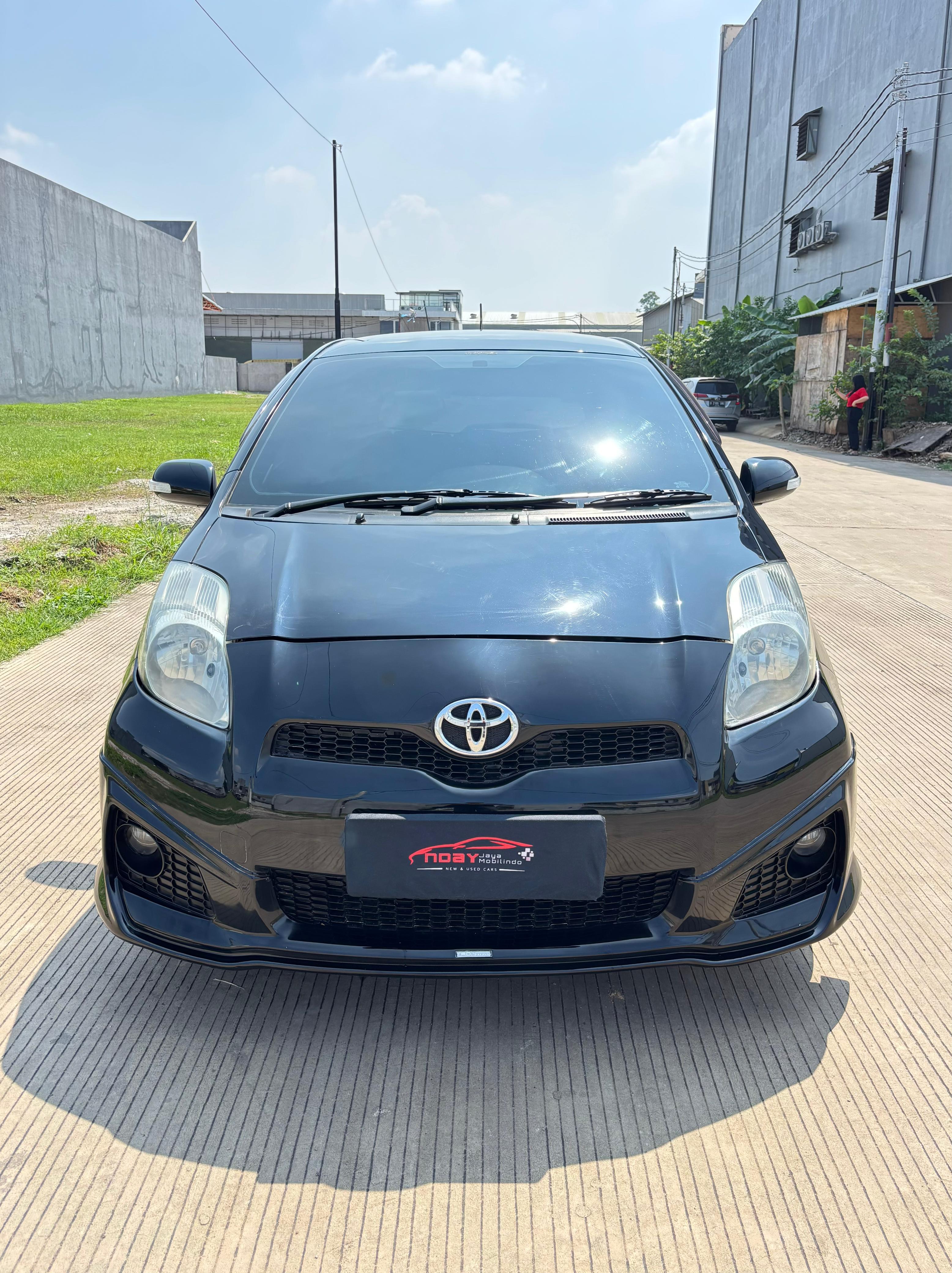 Toyota Yaris 1.5 S limited 2013 Automatic