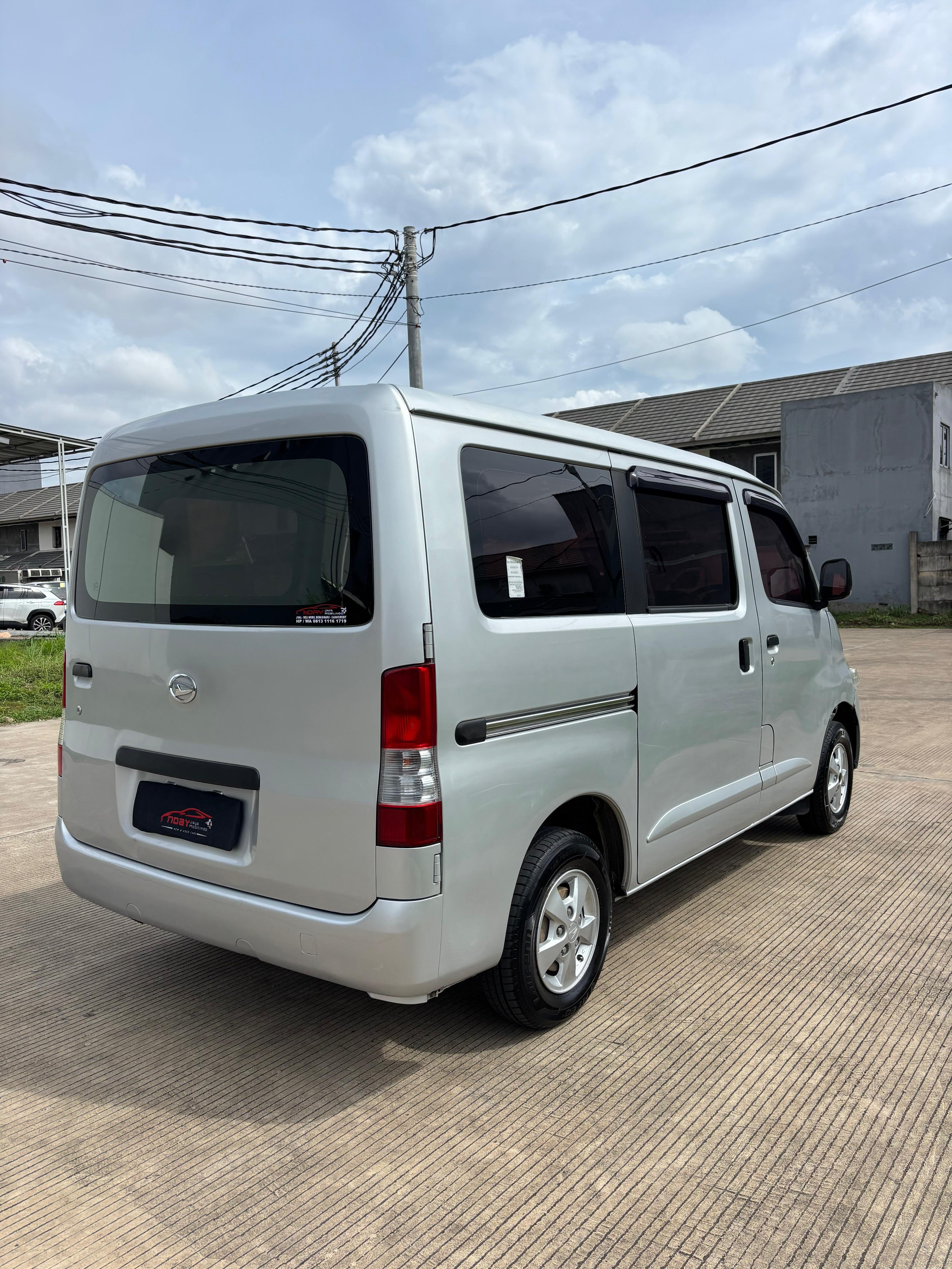 Daihatsu Grandmax 1.3 D 2020 Manual