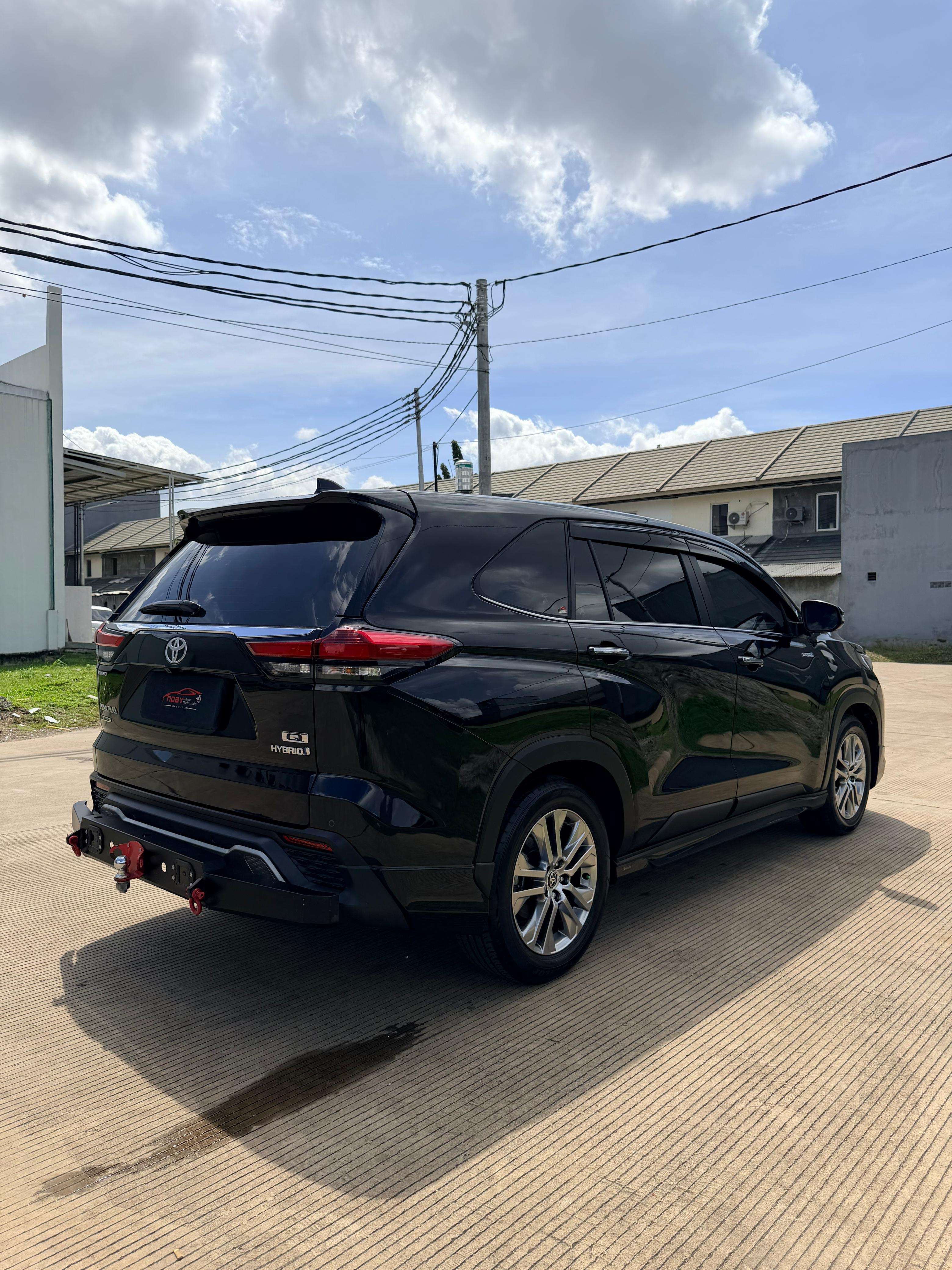 Toyota Innova Zenix Q Hybrid CVT 2.0 Modellista TSS Panoramic Sunroof 2023 Matic