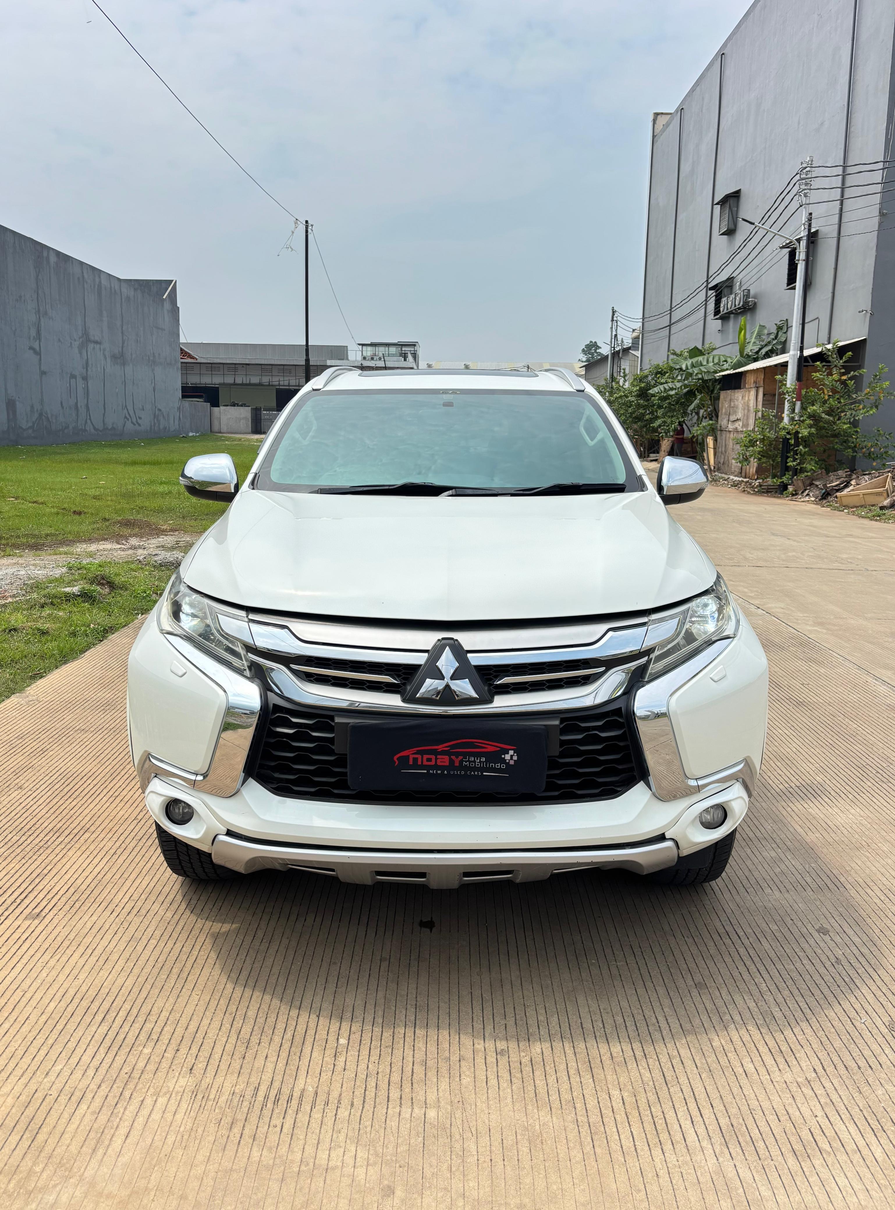 Mitsubishi Pajero 2.4 Dakar Limited 2016 Automatic