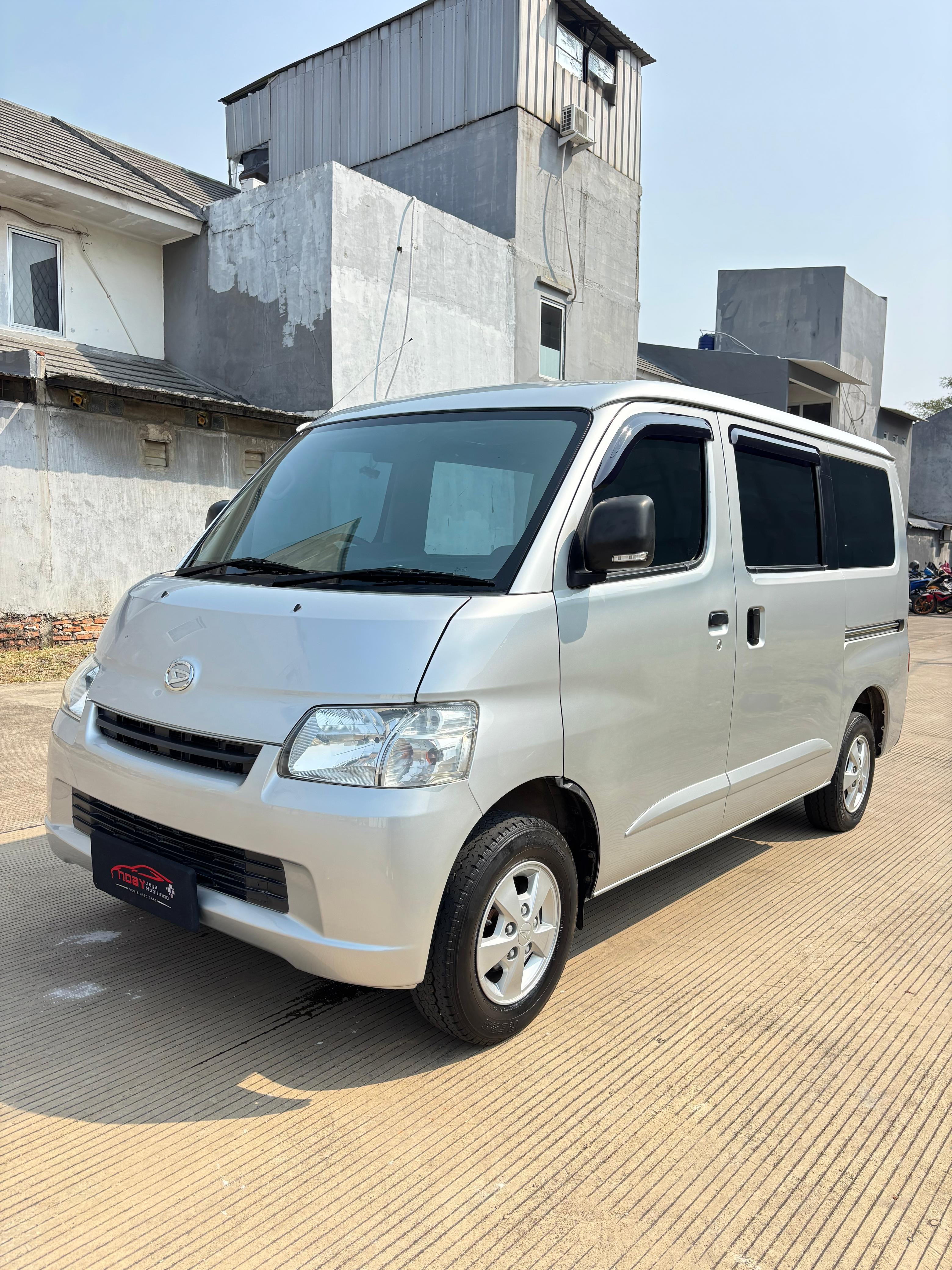 Daihatsu Grandmax 1.3 D 2020 Manual