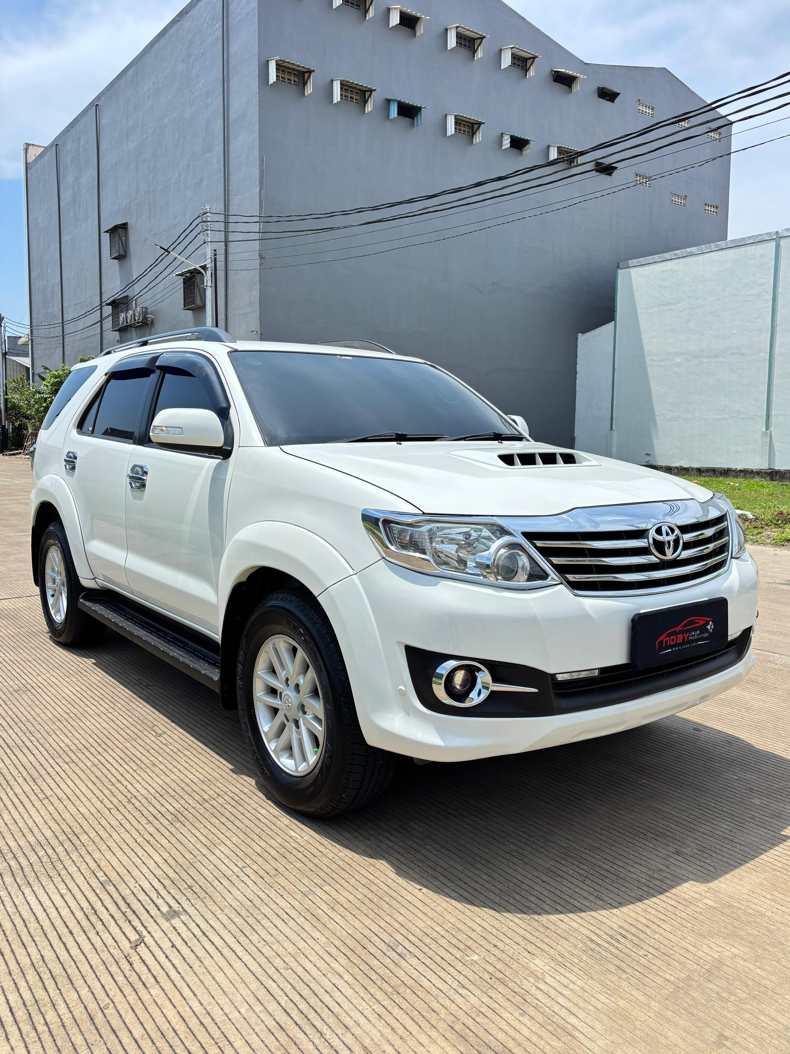 Toyota Fortuner 2.5 G VNT 2013 Automatic