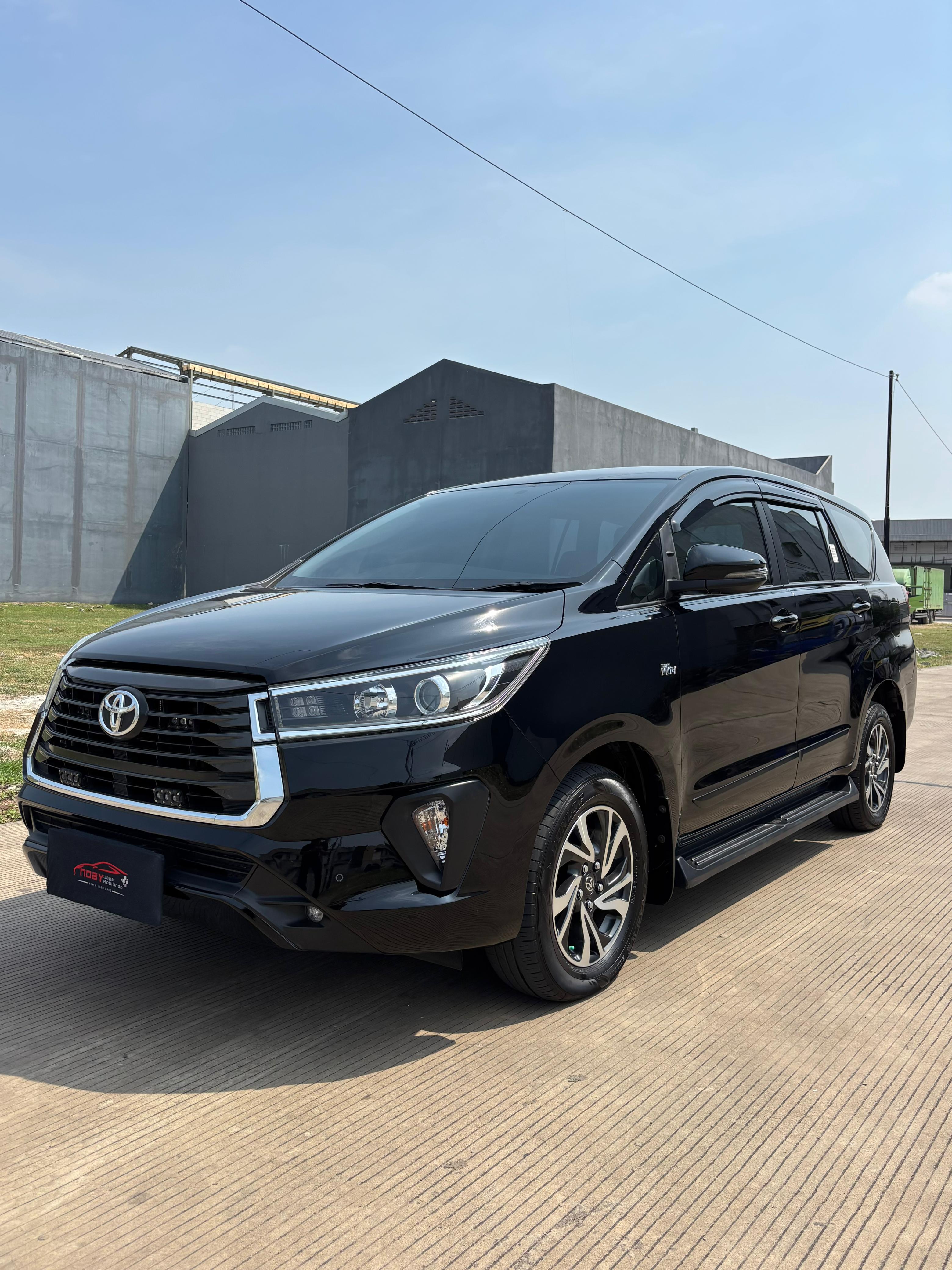 Toyota Innova Reborn 2.0 V 2021 Automatic