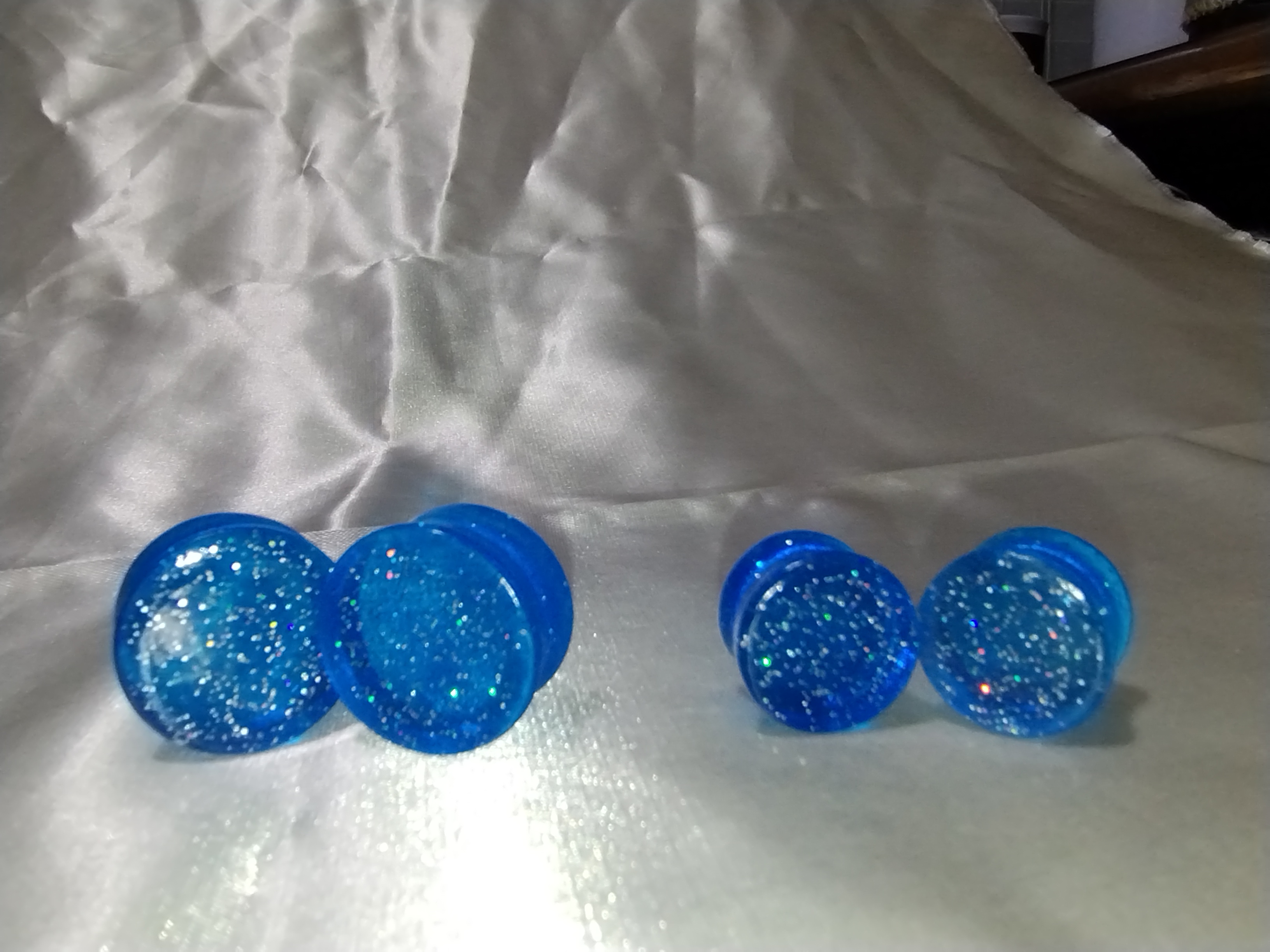 18mm & 12mm Epoxy Resin Plugs Bright Blue with Multi-Colored Glitter