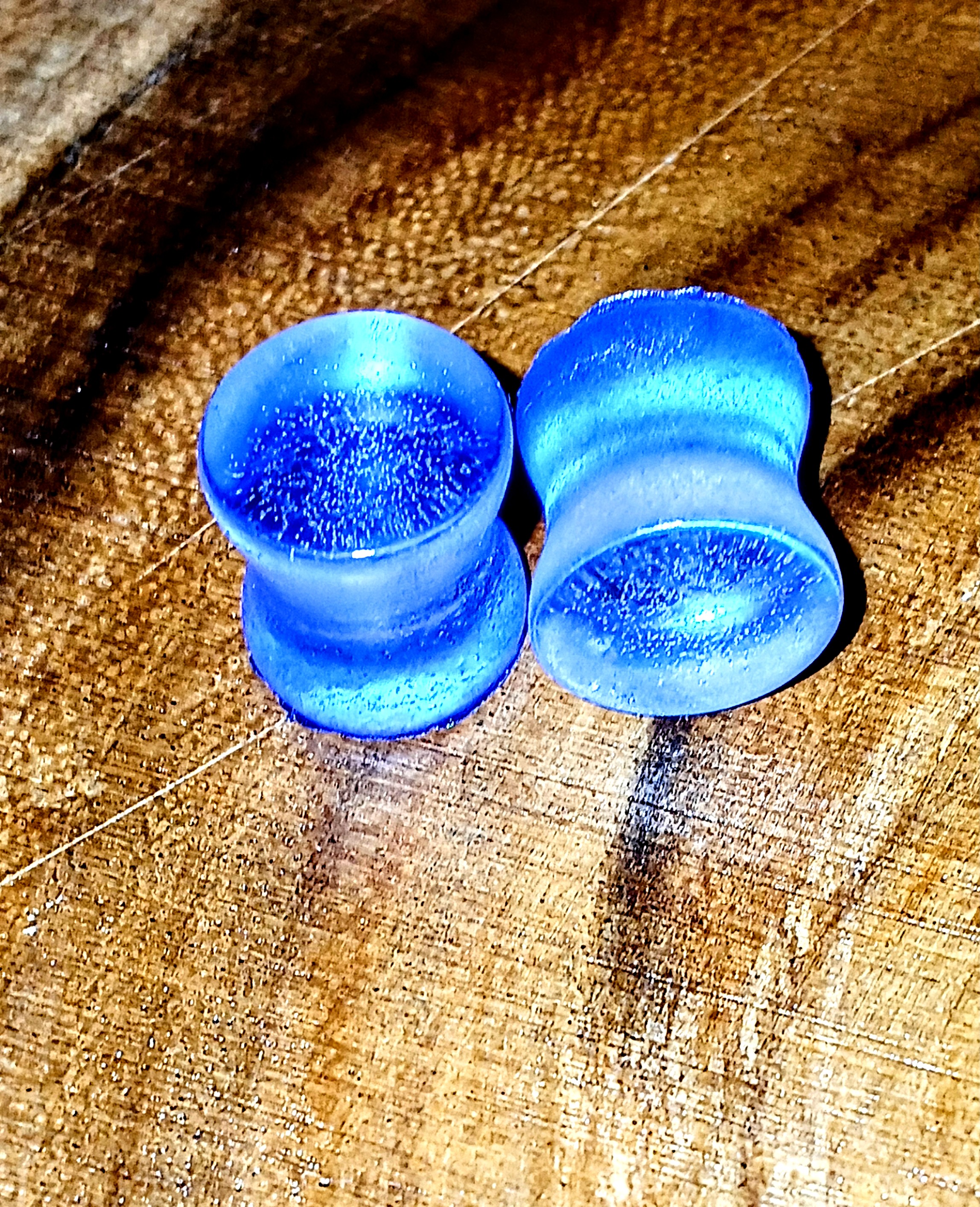 Epoxy Resin Ear Plugs Sizes 4mm-18mm Clear and bright blue two toned ear gauges/plugs