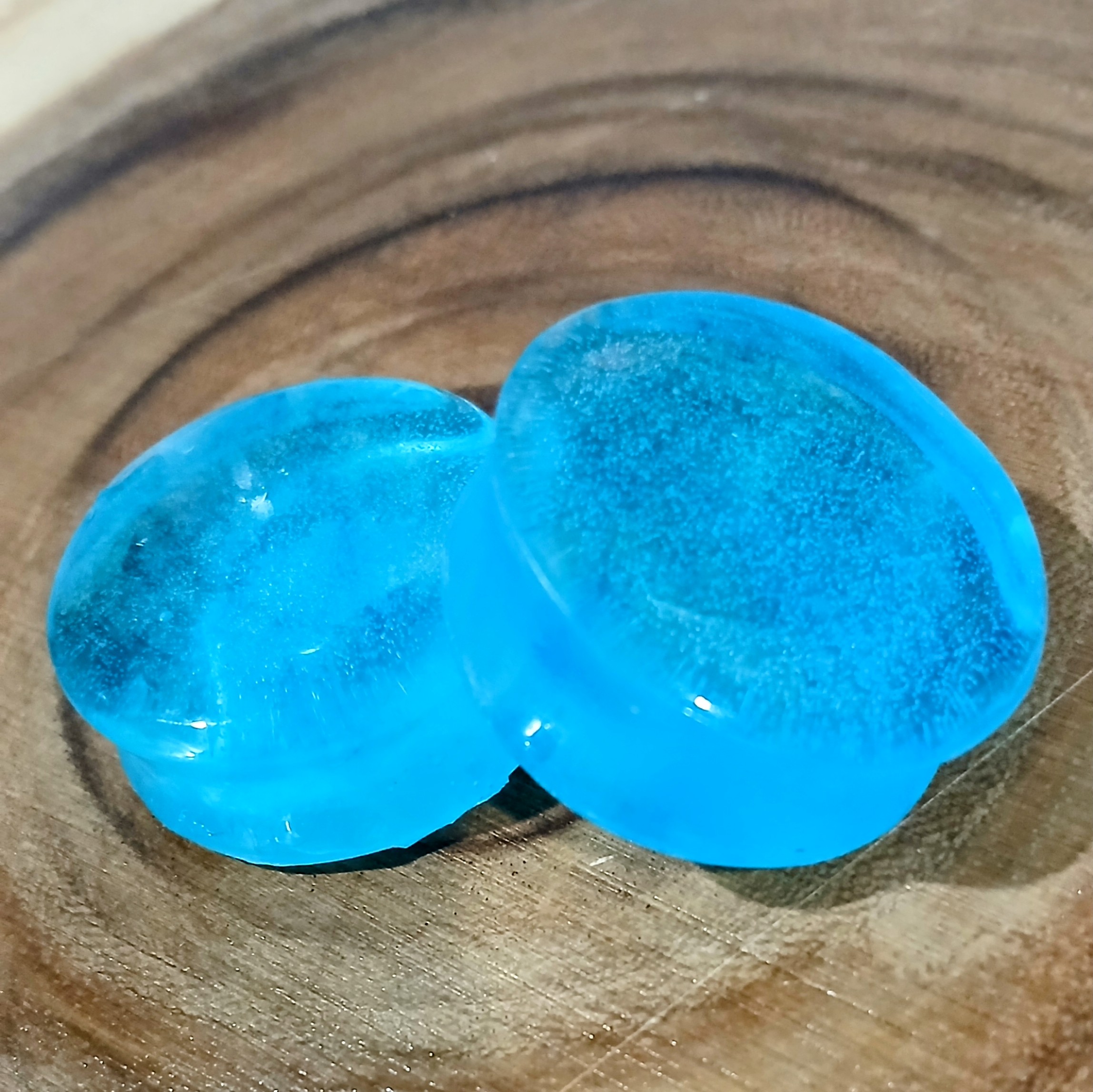 1-1/4 inch | 32mm | Ear Plugs/Tunnels | Body Jewelry | Translucent Blue | Ear Stretching