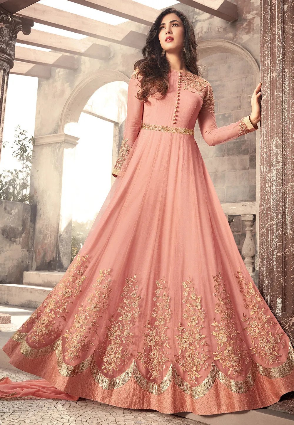 Sonal Chauhan Abaya Style Suit In Peach Color