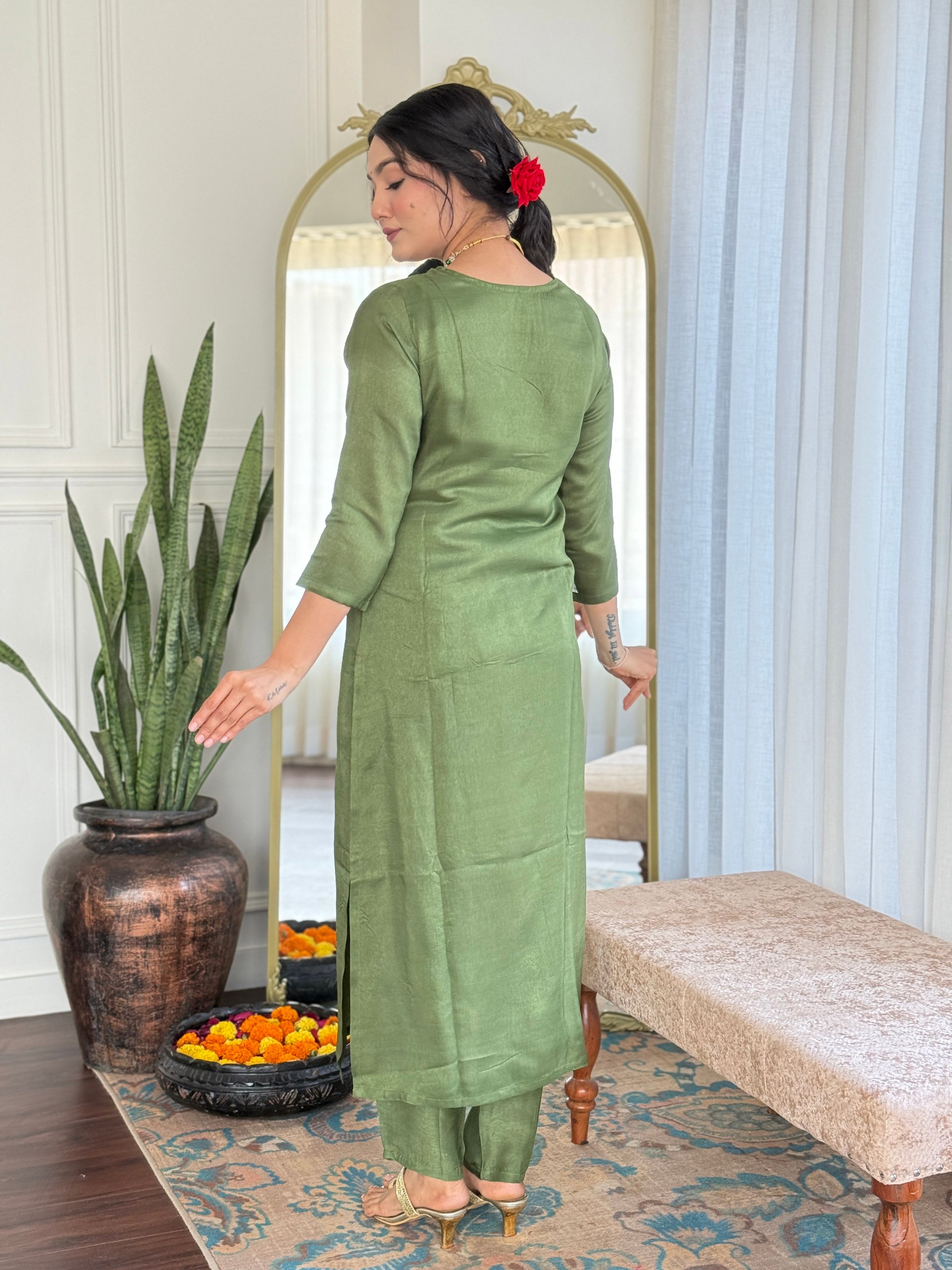 Celebrate Eid in style with this elegant pistachio salwar kameez