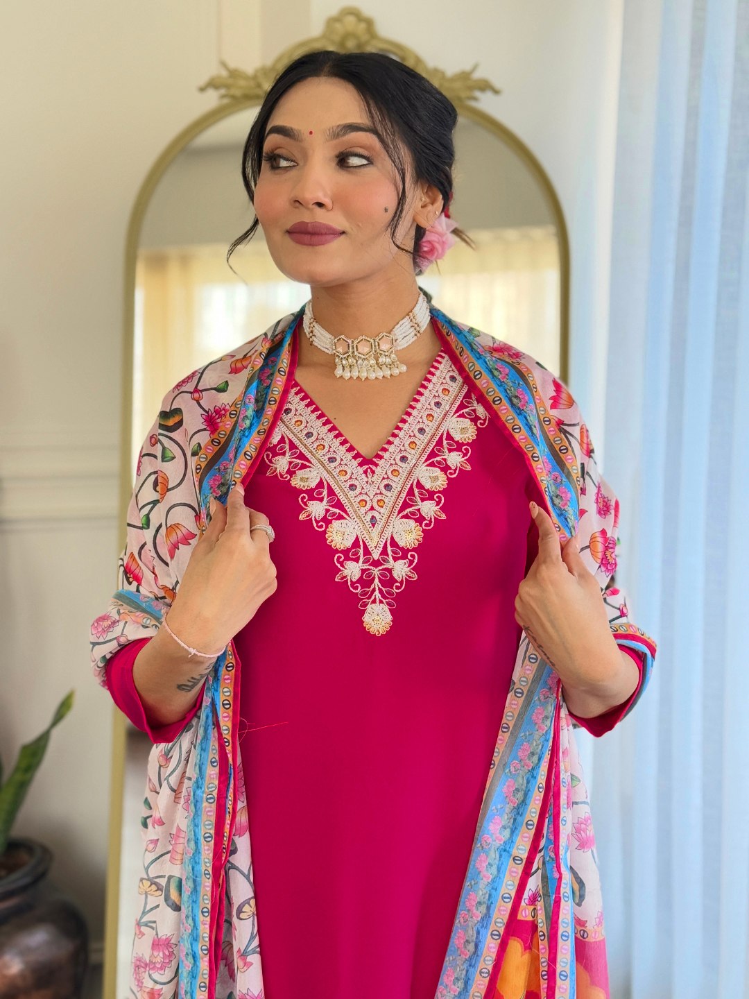 Celebrate Eid in elegance with this stunning pink salwar kameez