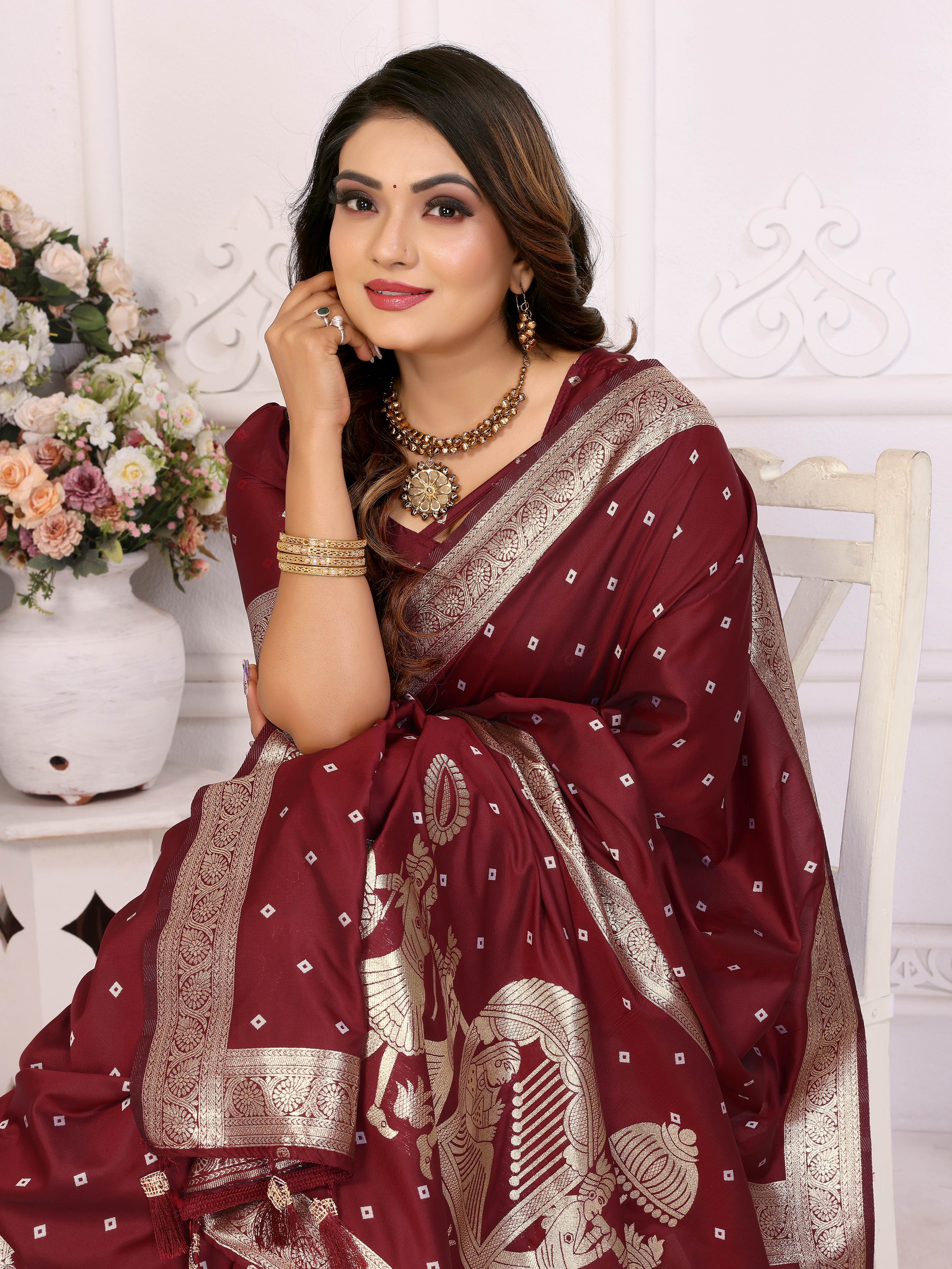 Indulge in elegance with this coffee brown Kochi silk saree