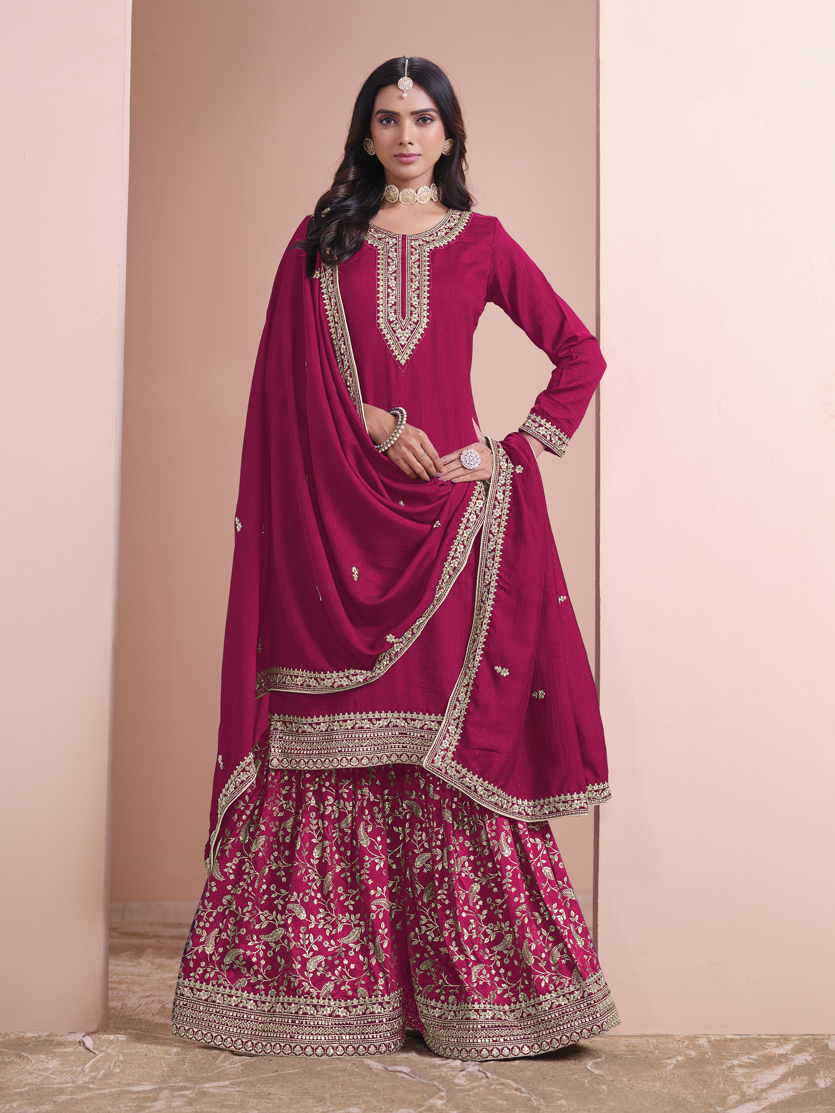 Celebrate the spirit of Eid in this elegant pink palazzo suit