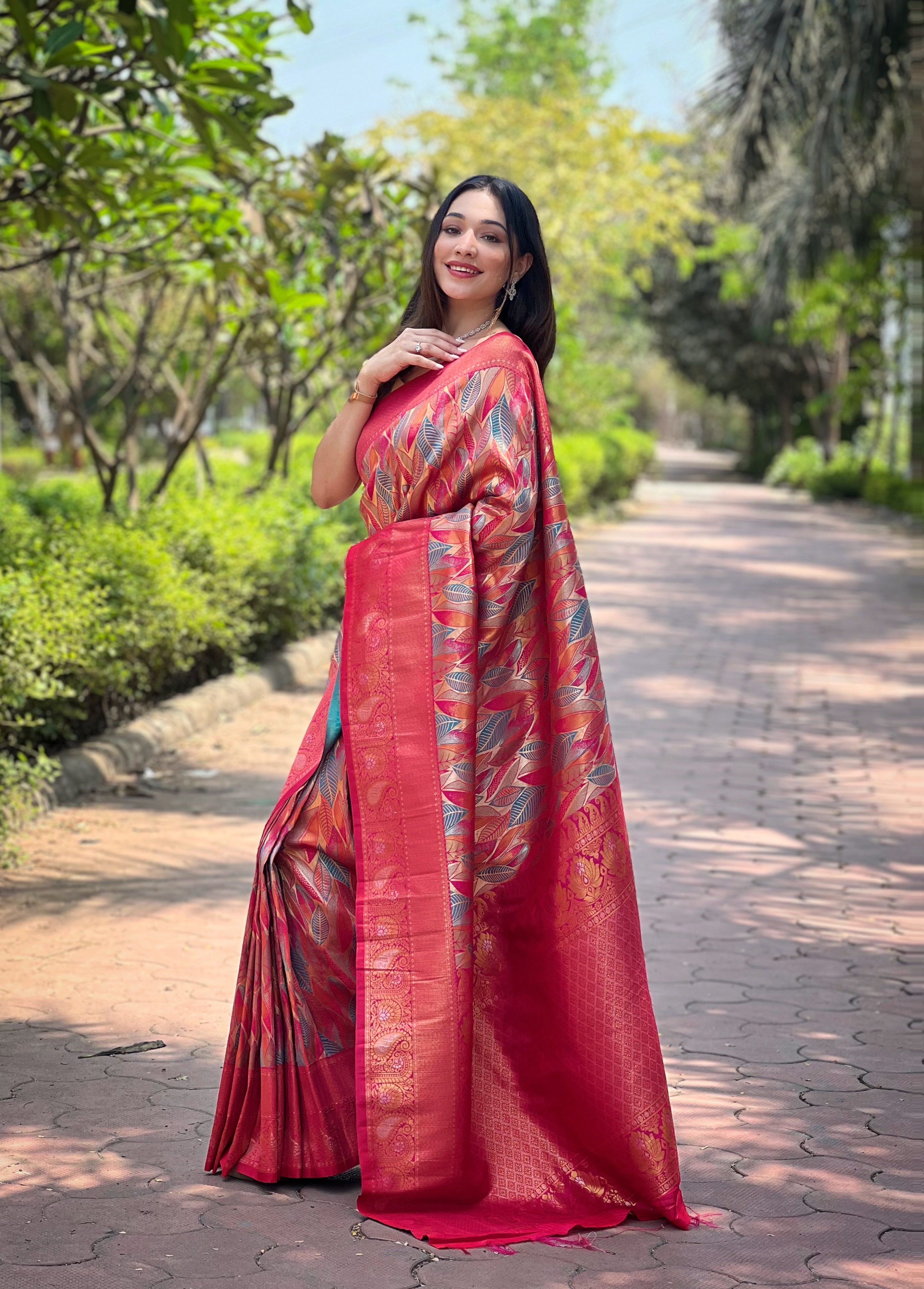 Celebrate tradition with our Red Kanchi Pattu Silk Saree