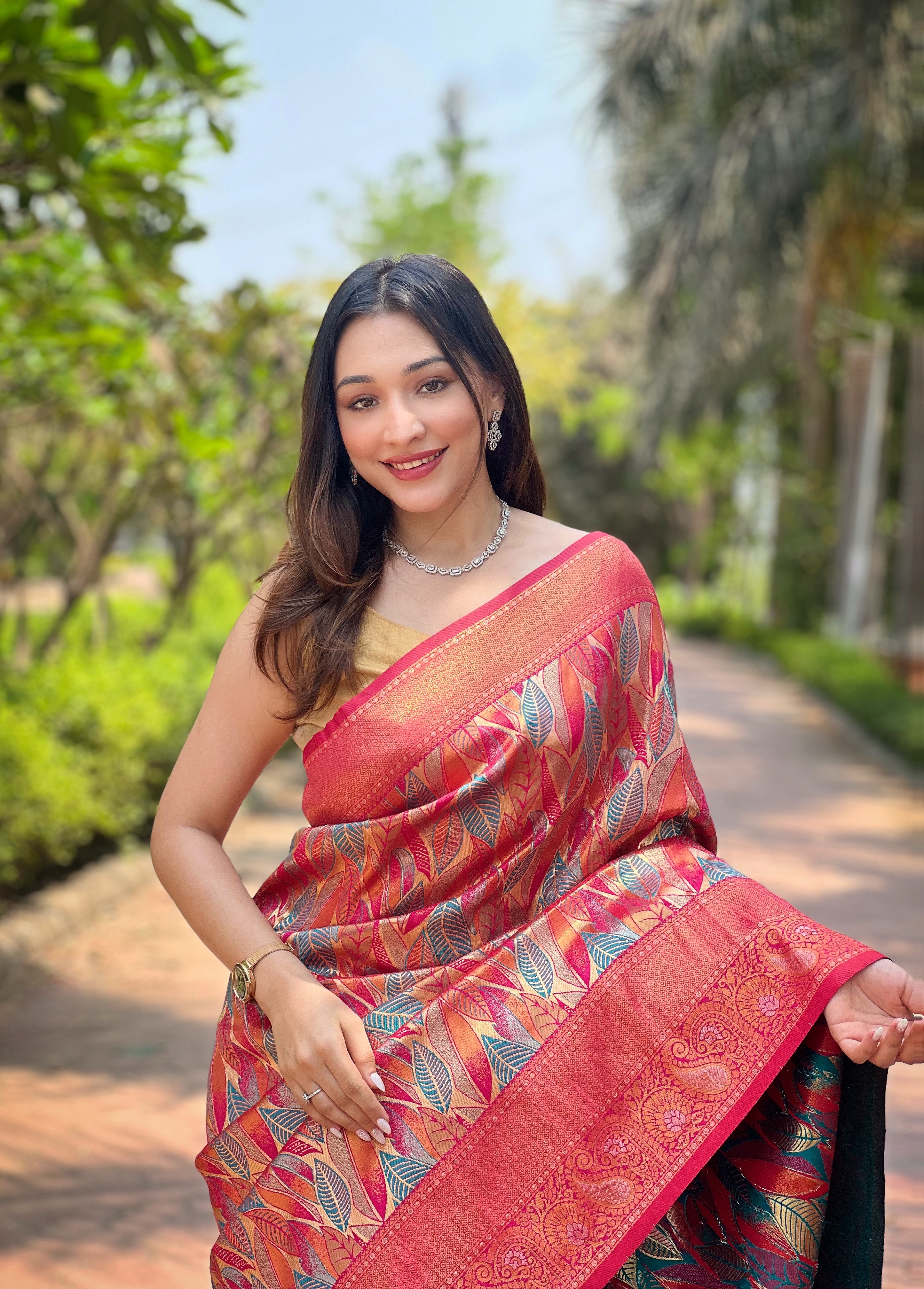 Celebrate tradition with our Red Kanchi Pattu Silk Saree