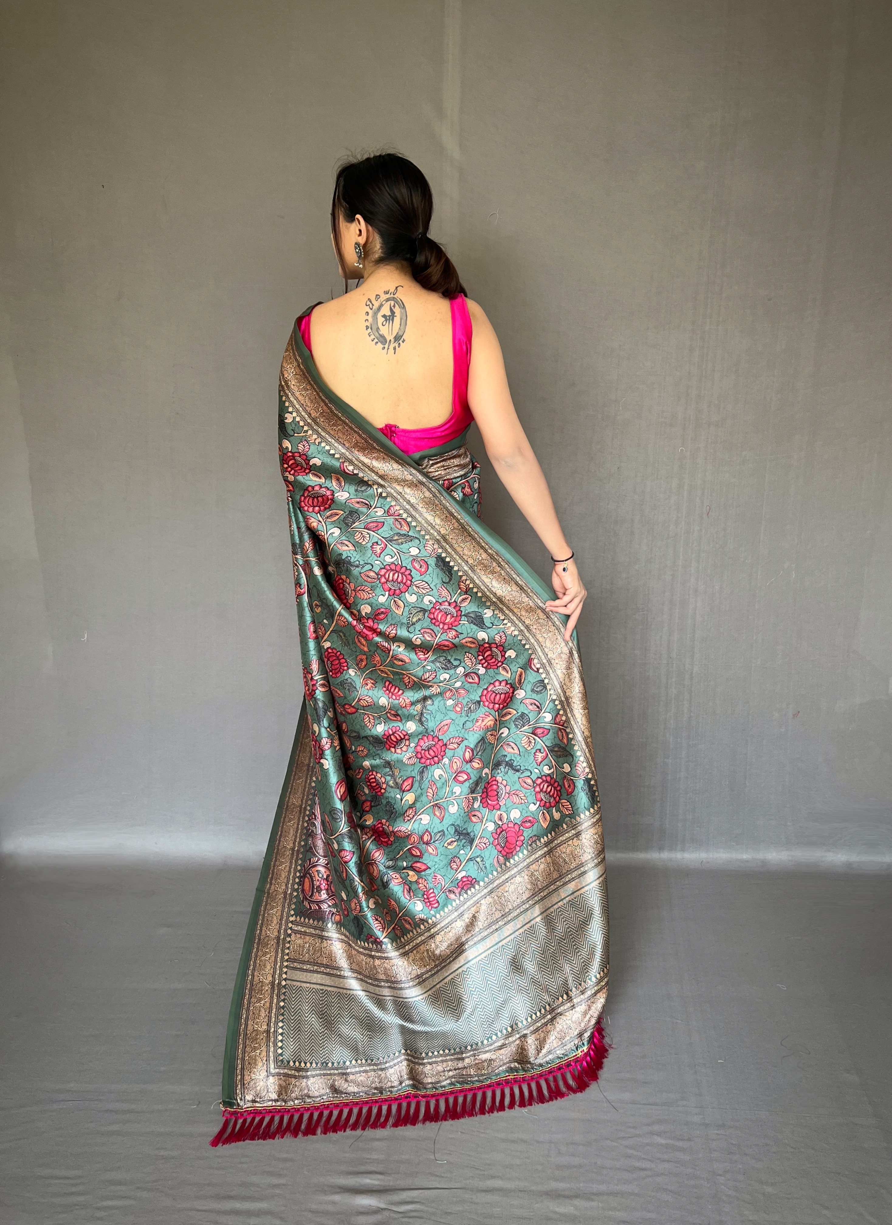 Elevate your ethnic wardrobe with our Grey Soft Silk Kalamkari Saree