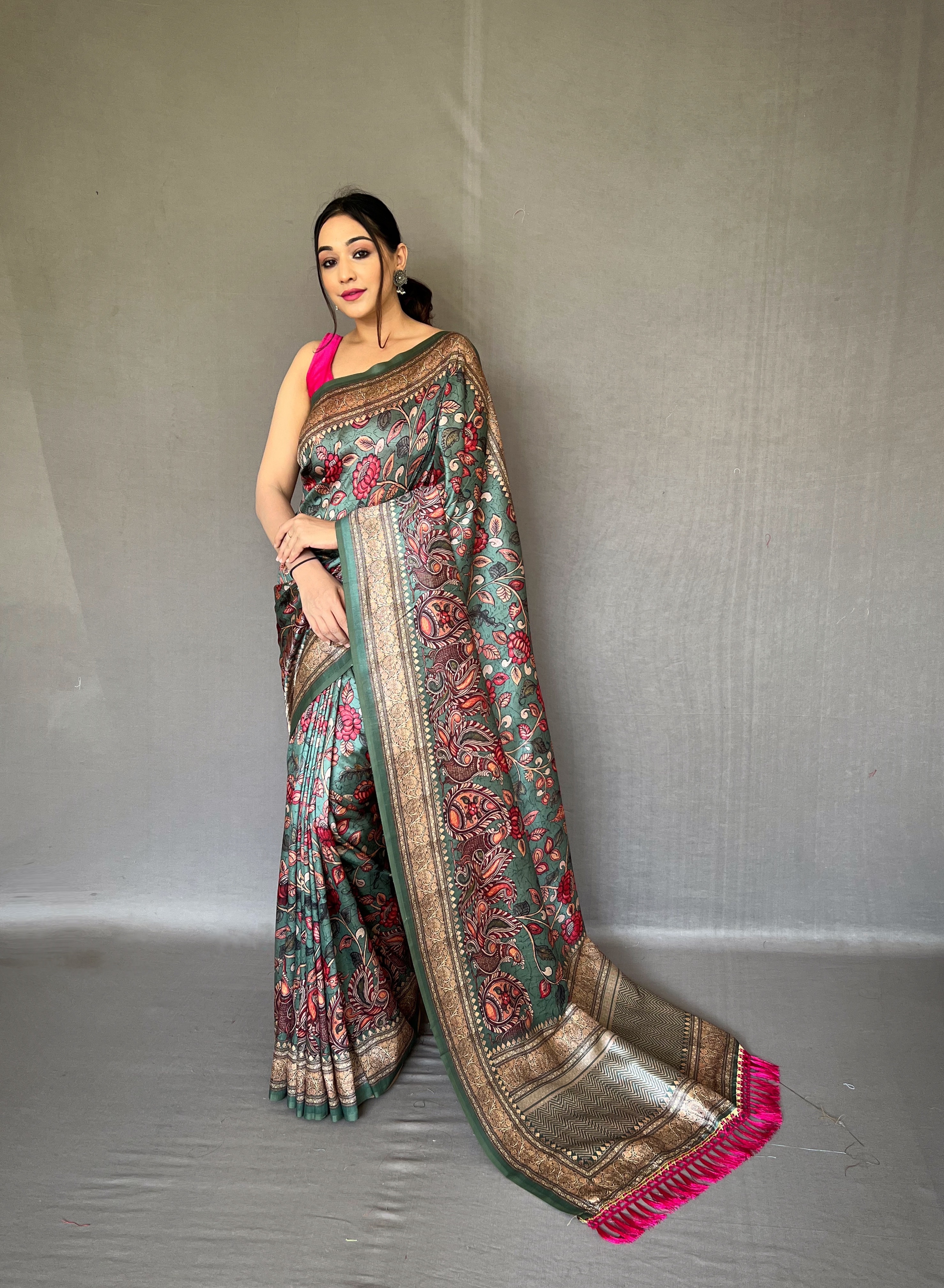 Elevate your ethnic wardrobe with our Grey Soft Silk Kalamkari Saree