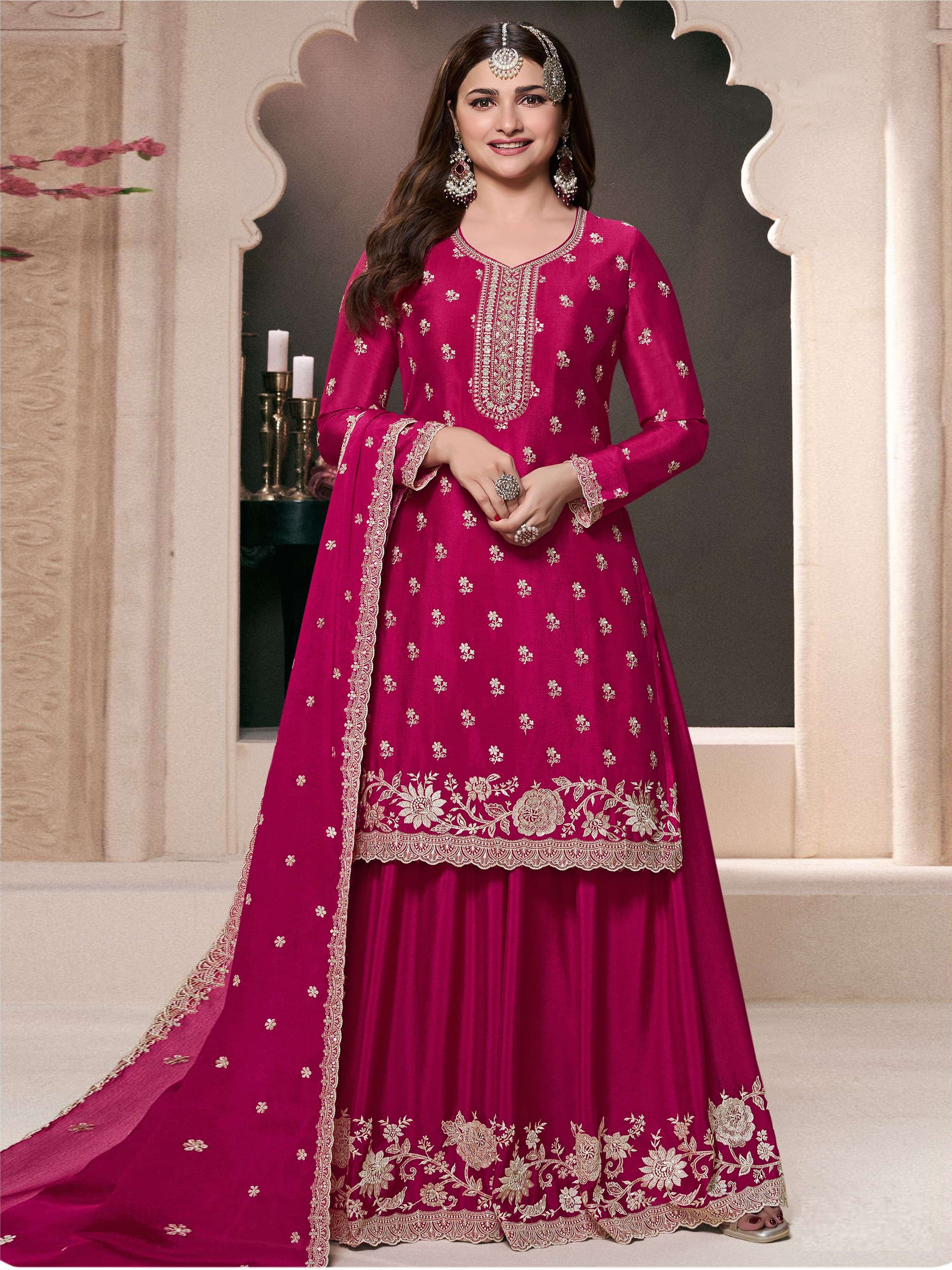 Step into effortless elegance with this beautifully crafted Readymade Palazzo Suit Set