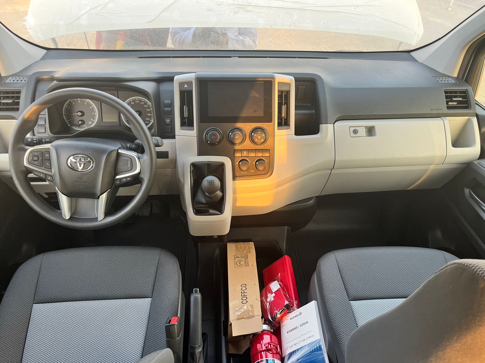 تويوتا هايس - هاي روف2025  