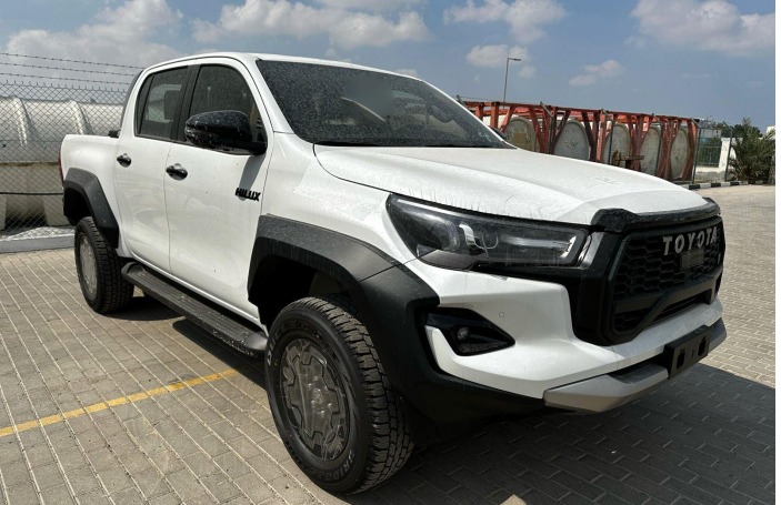 تويوتا هايلوكس جي ار _(Toyota Hilux GR Sport 2024)  