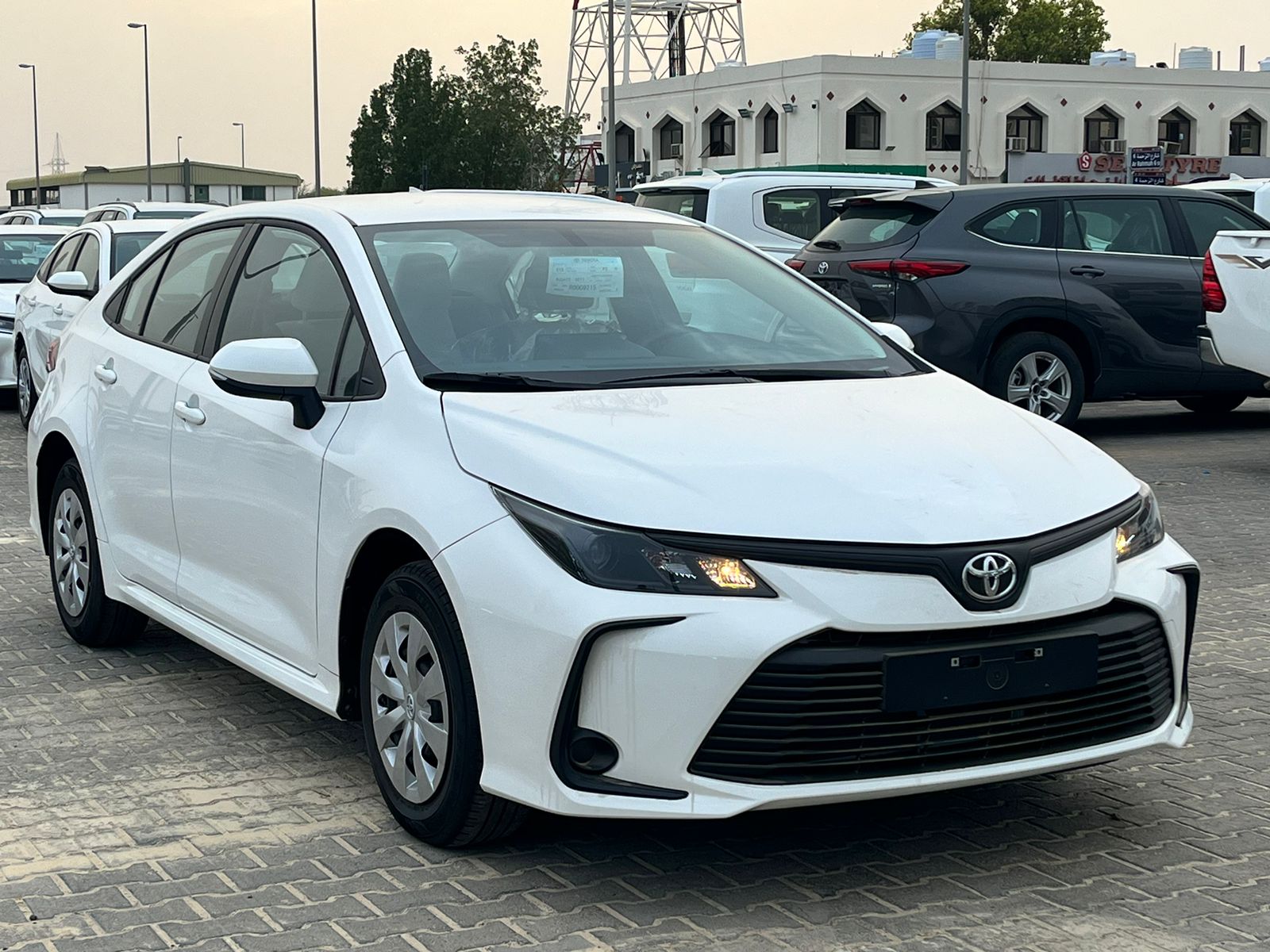 تويوتا كورولا 1.6 ستاندر بدون فتحة 2024