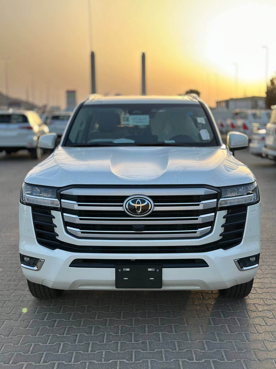  لاند  كروزر ستيشن   (GXR.L3  3.5  2025) 